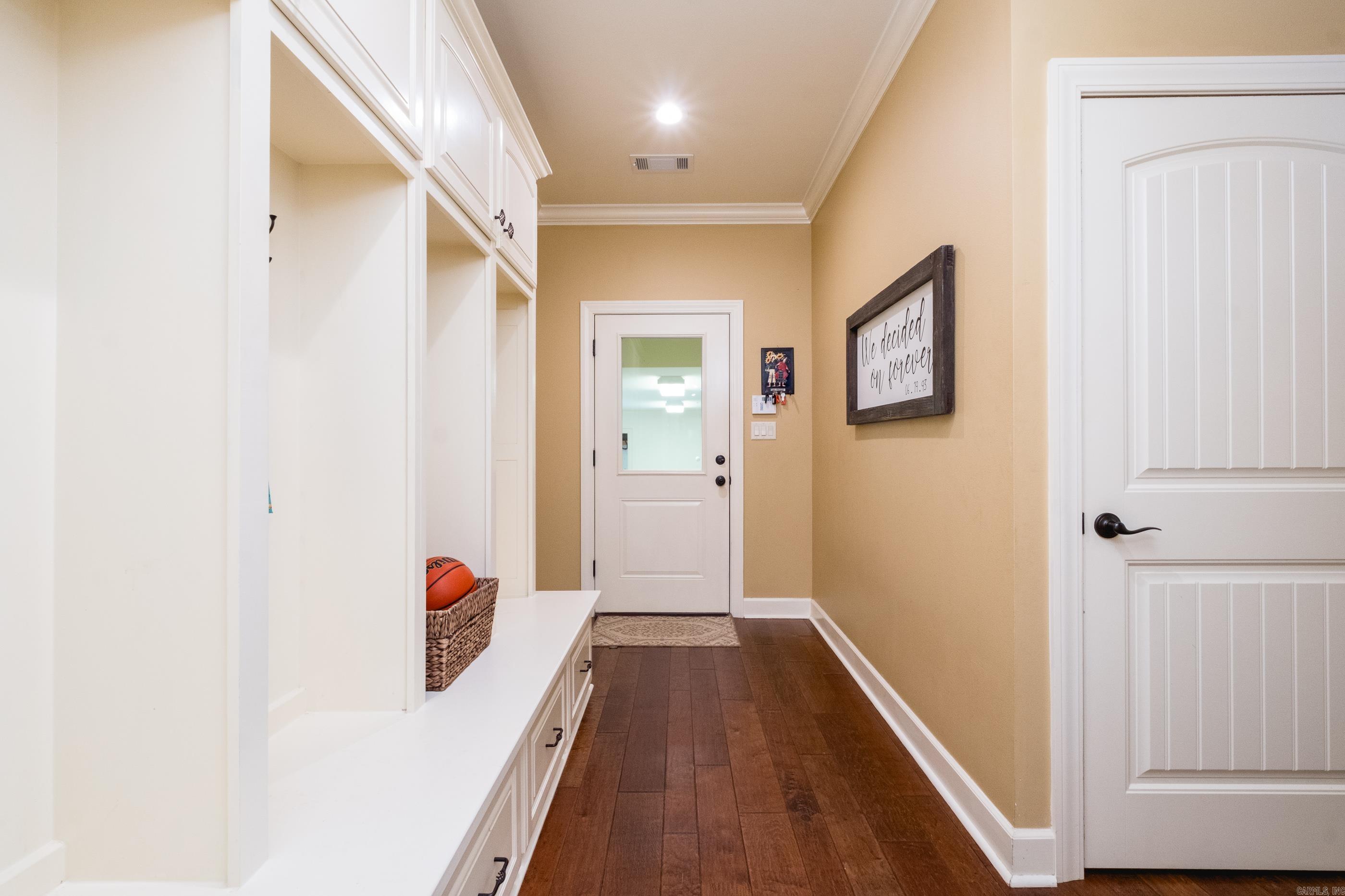 10225 Barrett Road Property Photo 19