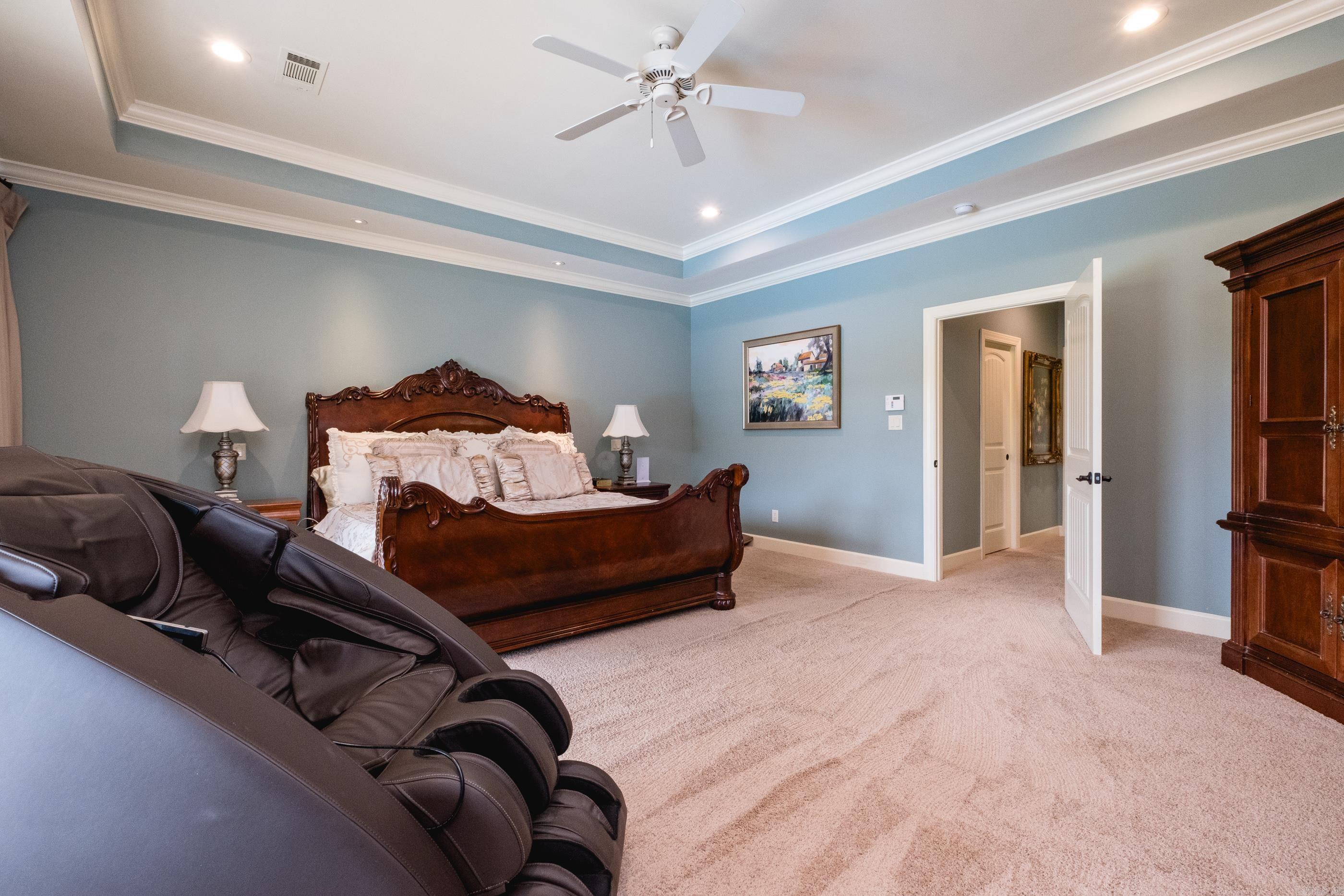 10225 Barrett Road Property Photo 23
