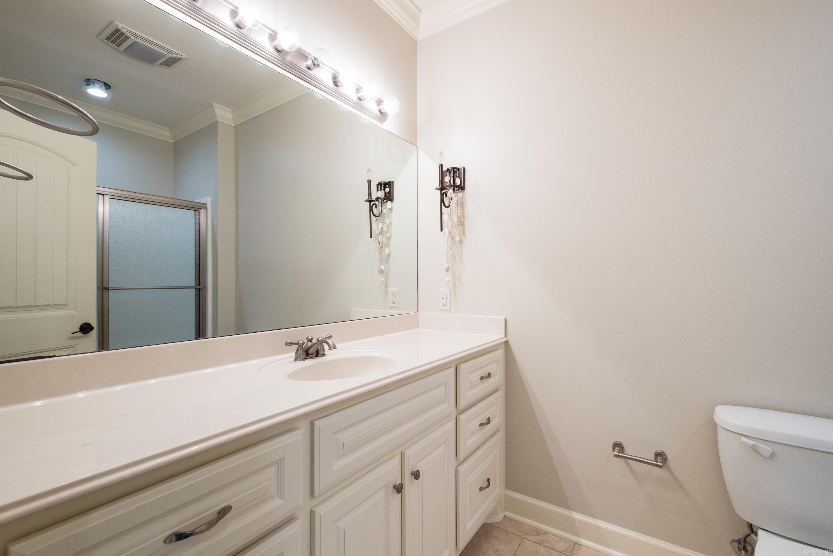 10225 Barrett Road Property Photo 29