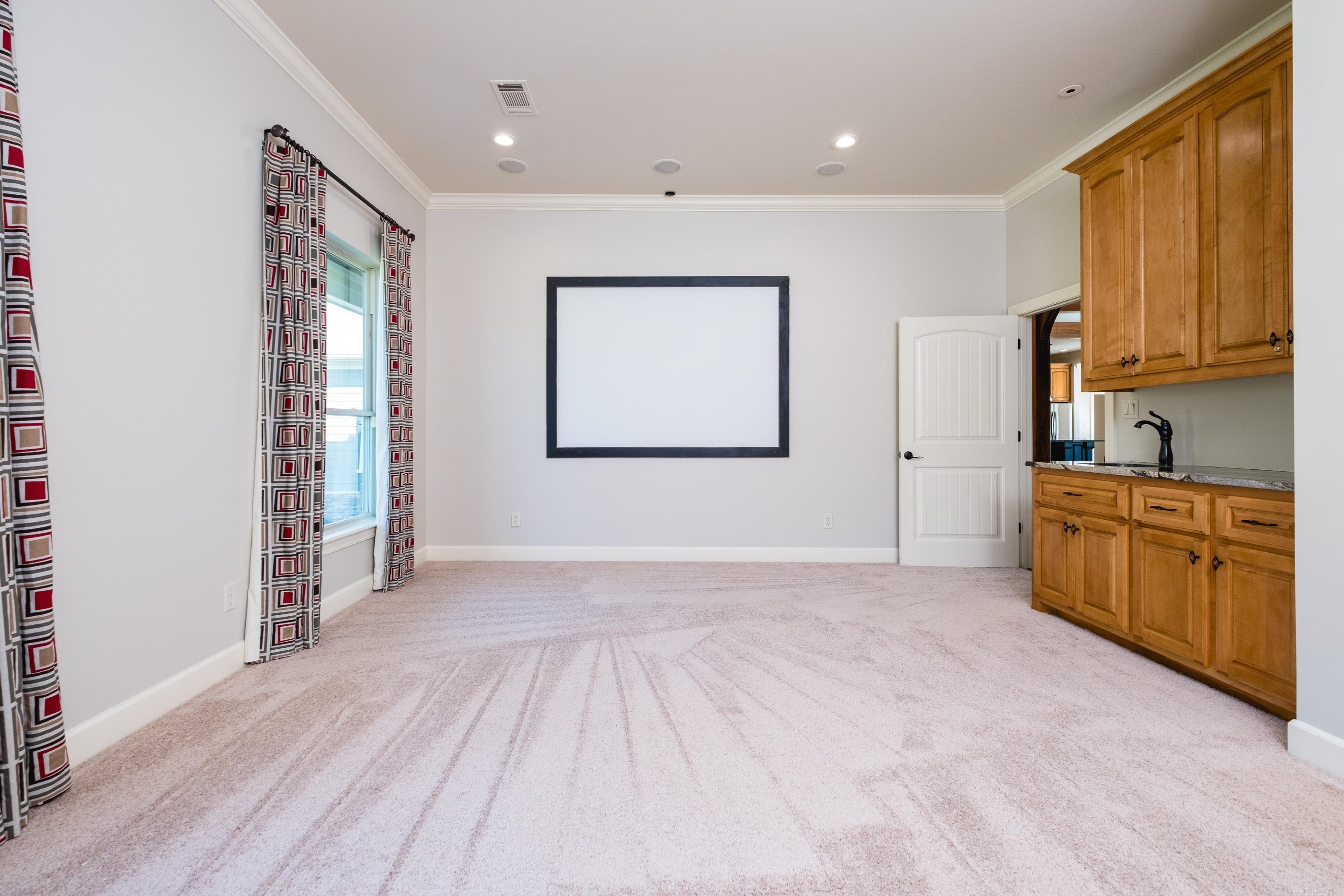 10225 Barrett Road Property Photo 34