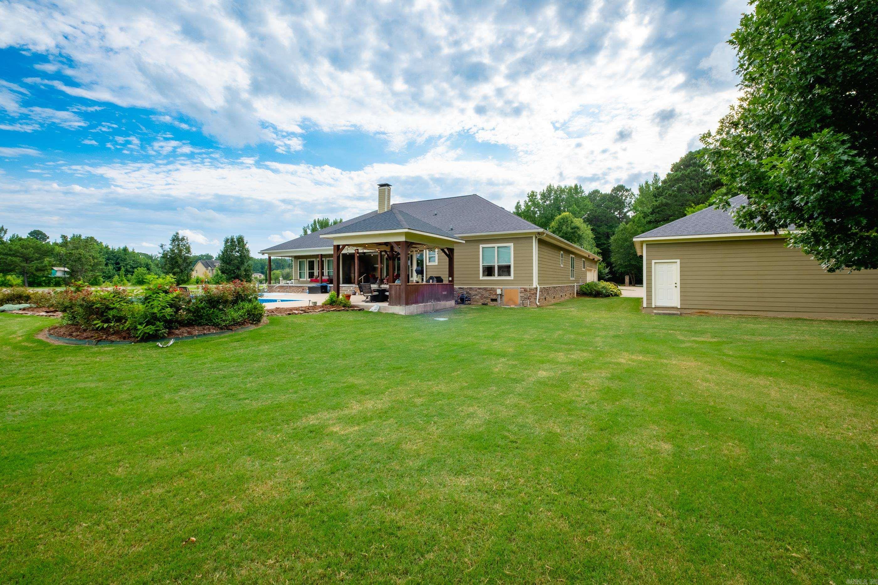10225 Barrett Road Property Photo 44