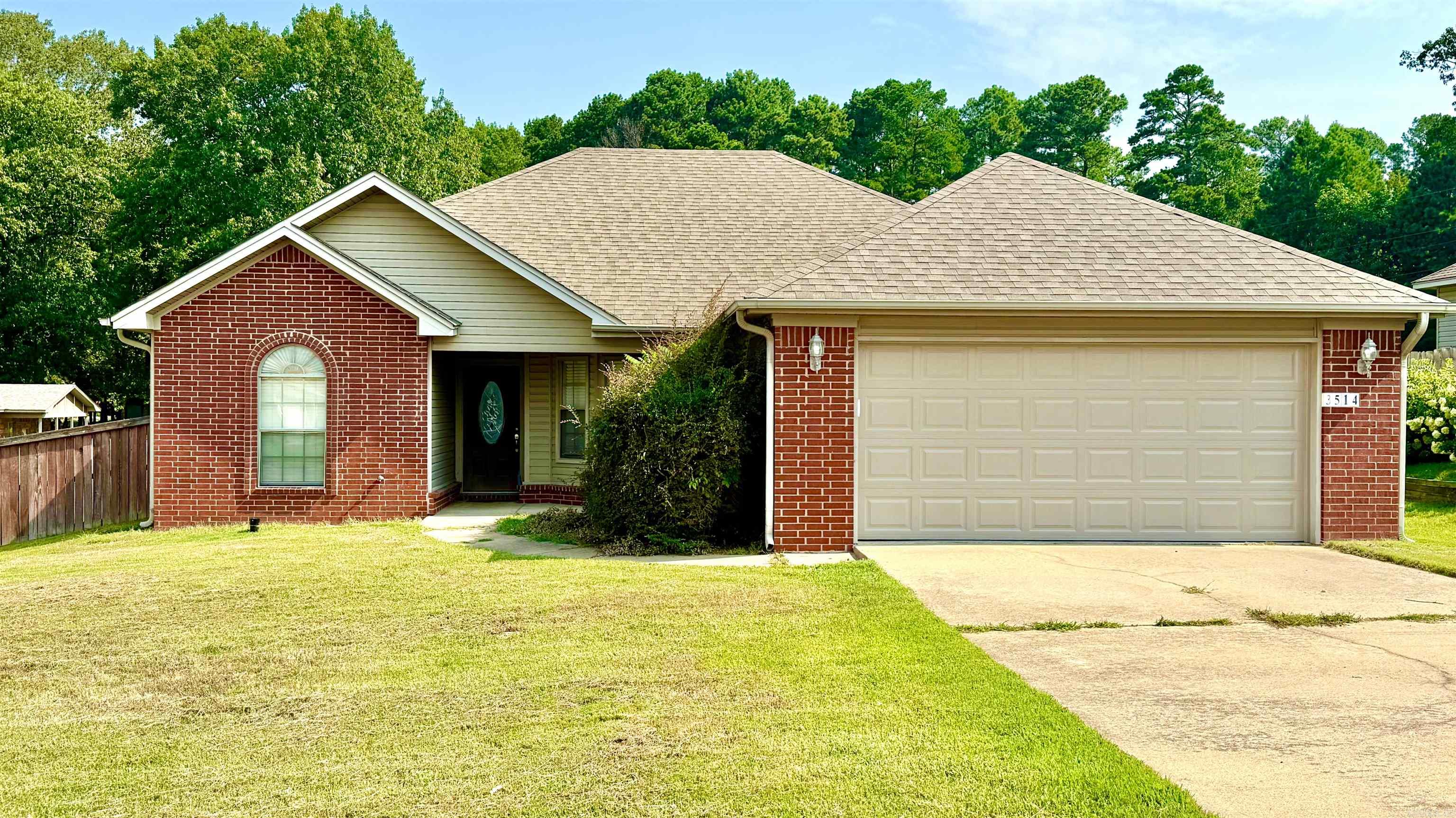 3514 Hampton Drive Property Photo 1