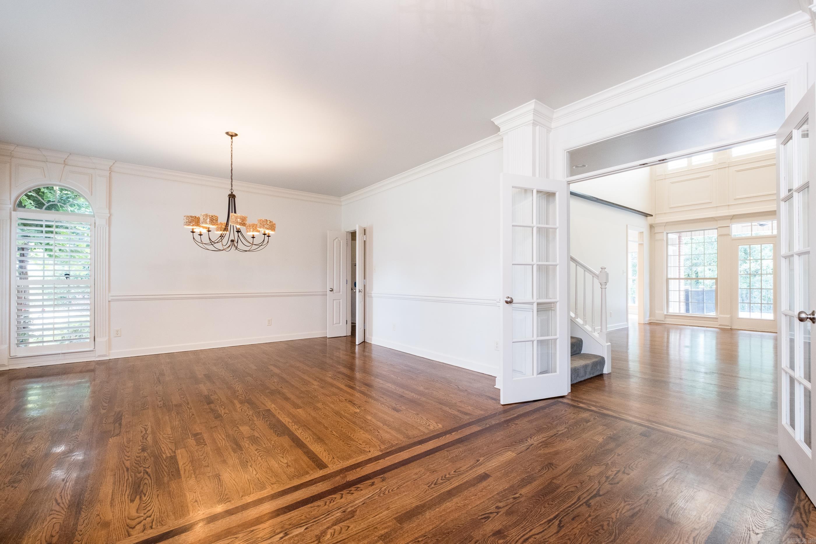 6 Laval Court Property Photo 4