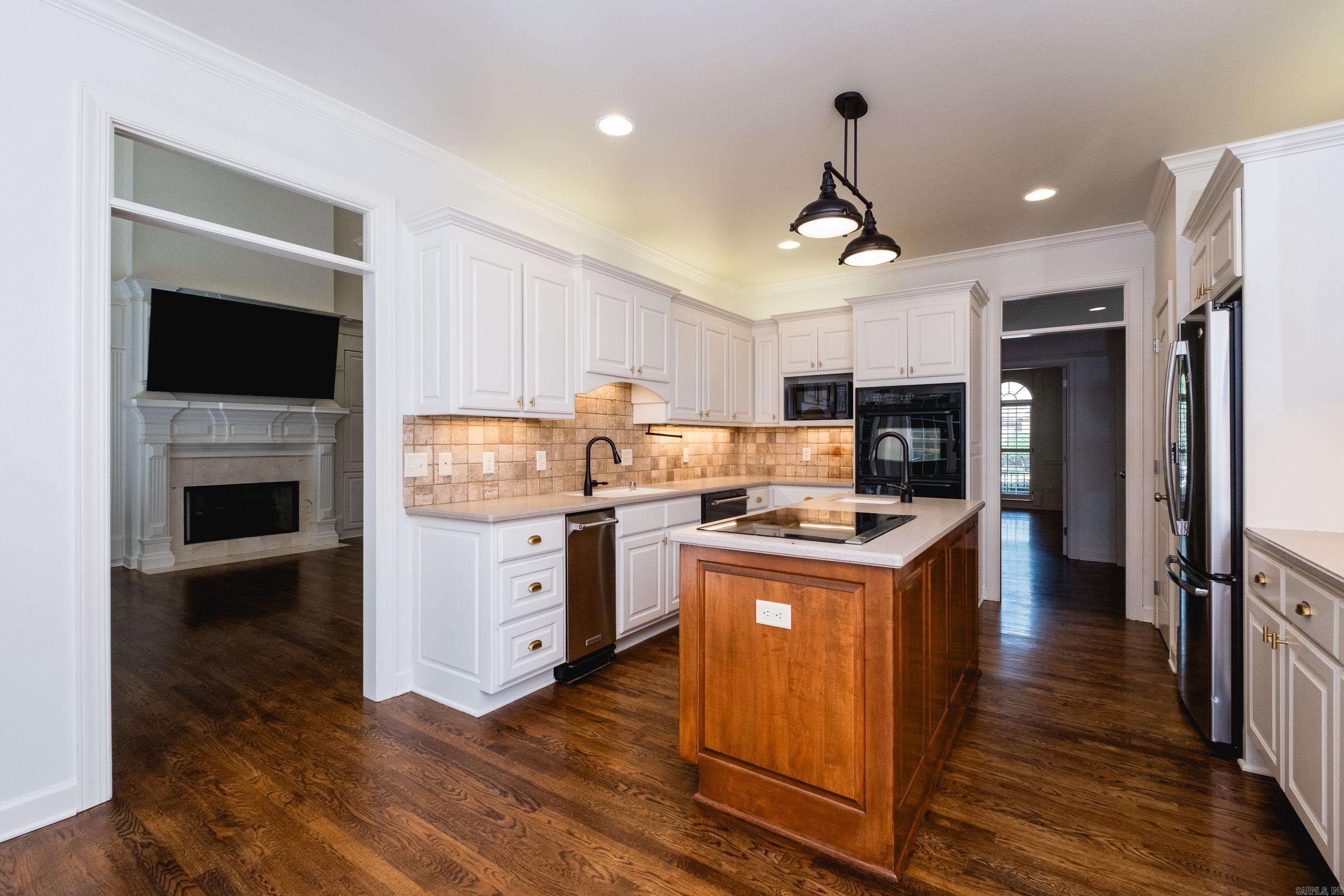 6 Laval Court Property Photo 19