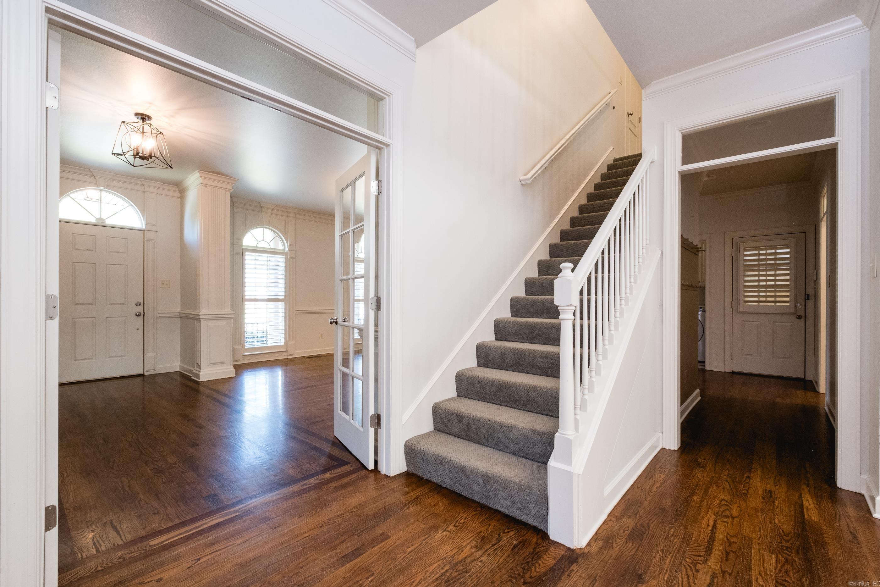 6 Laval Court Property Photo 30