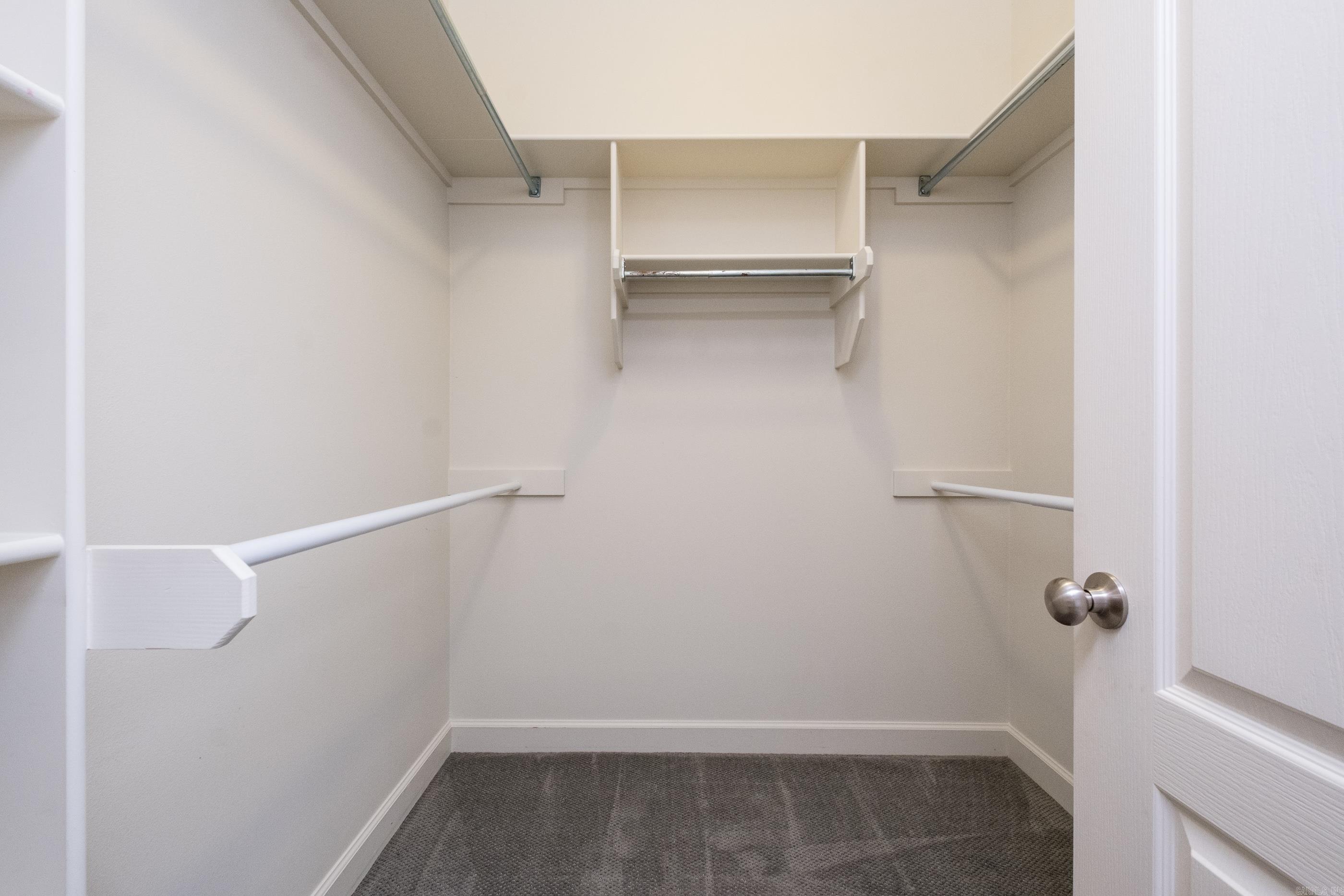 6 Laval Court Property Photo 33
