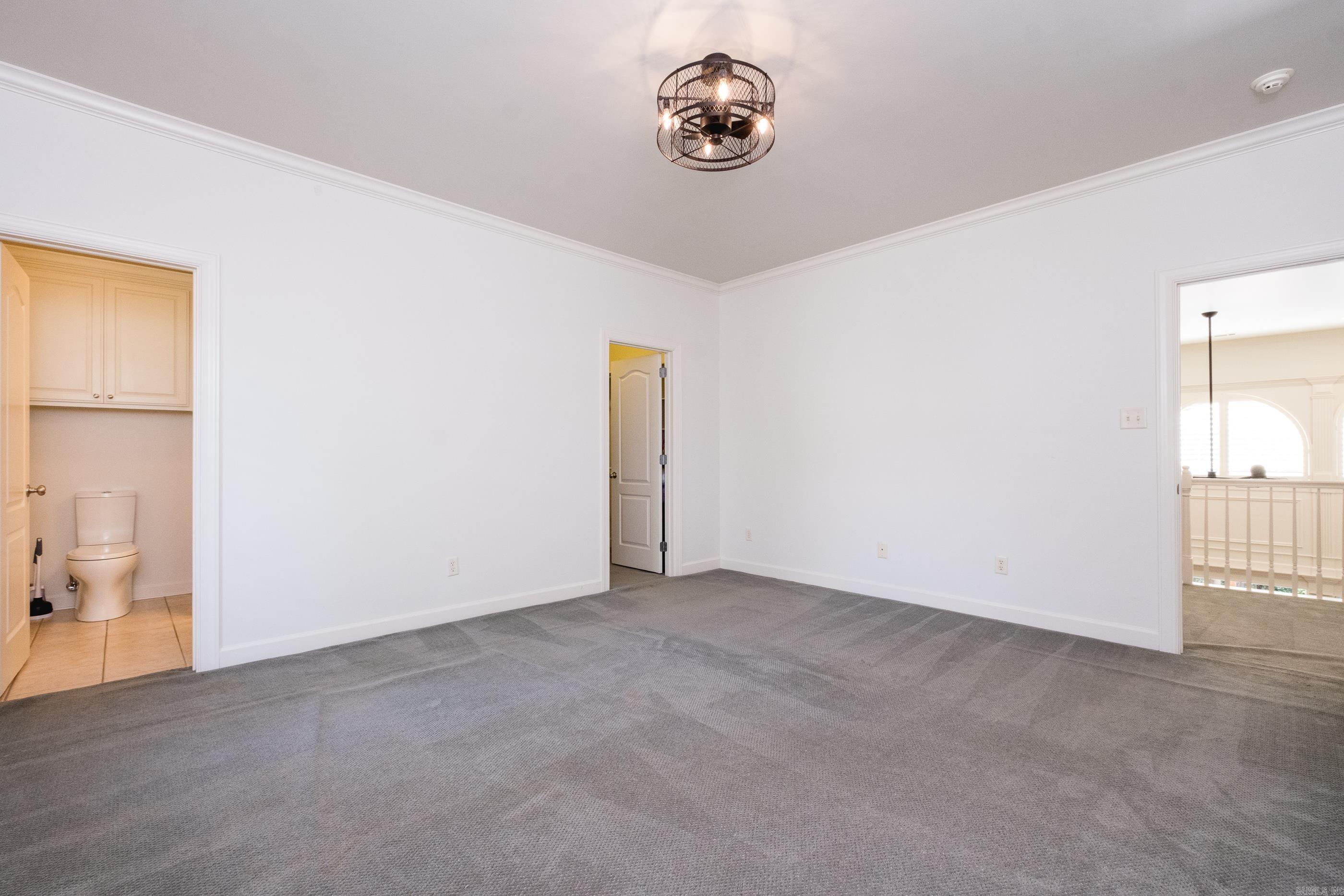 6 Laval Court Property Photo 34