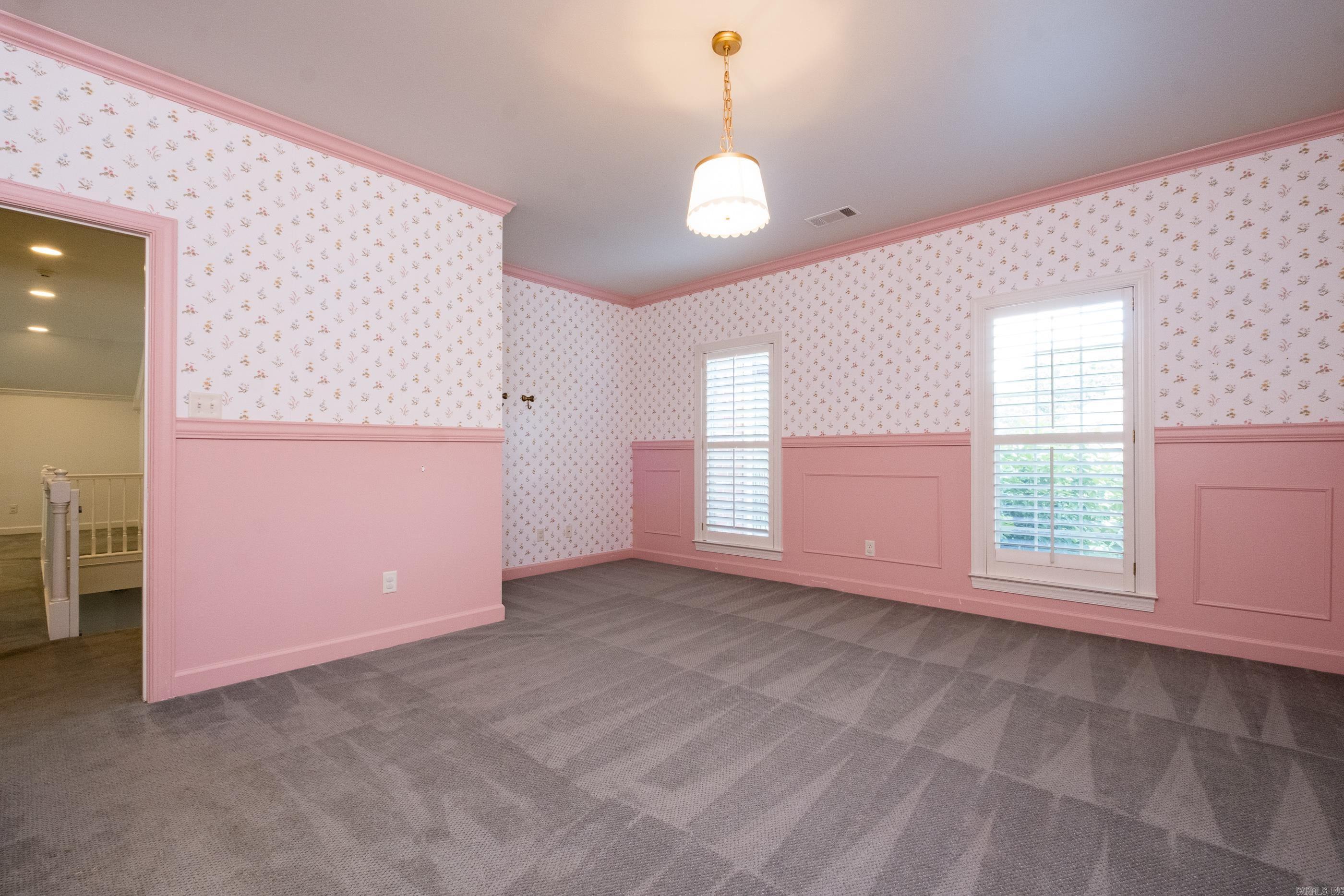 6 Laval Court Property Photo 41