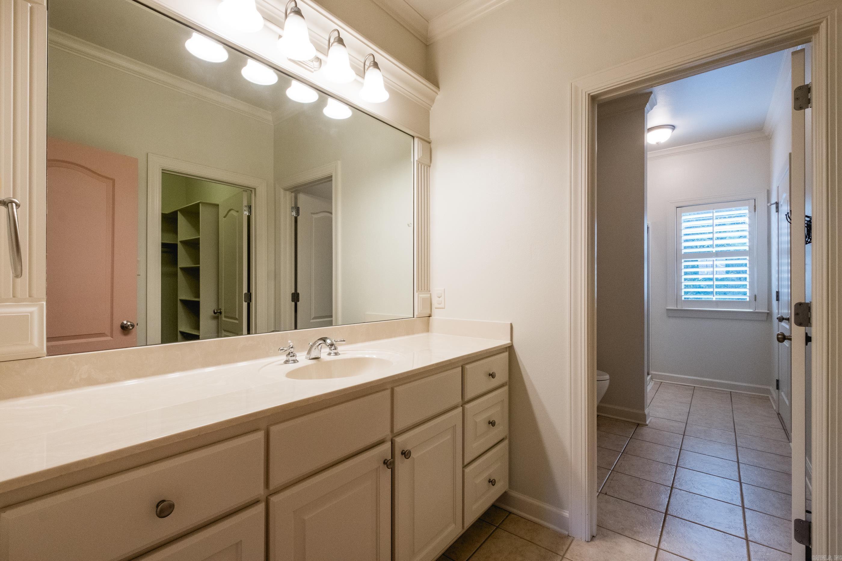 6 Laval Court Property Photo 42