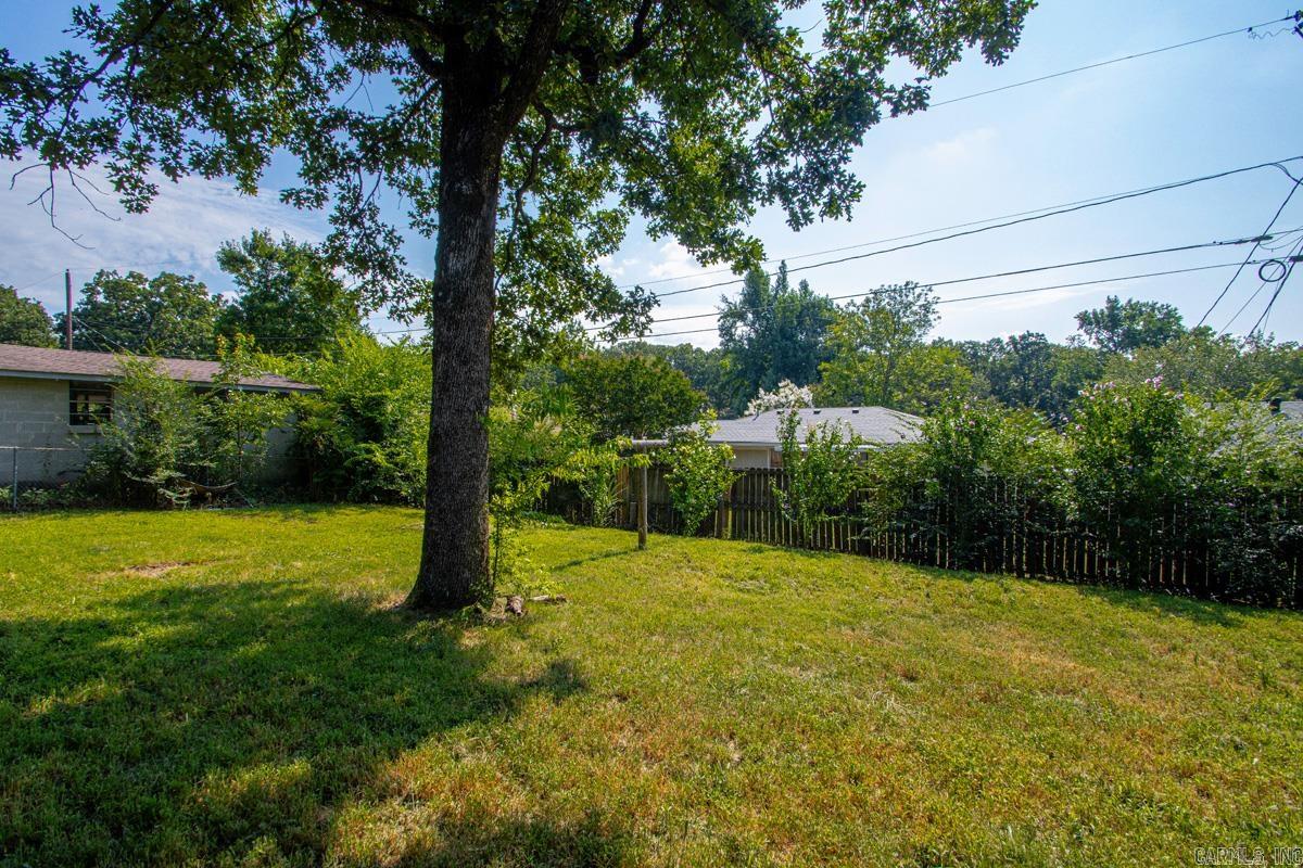 8214 Holiday Dr Property Photo 8