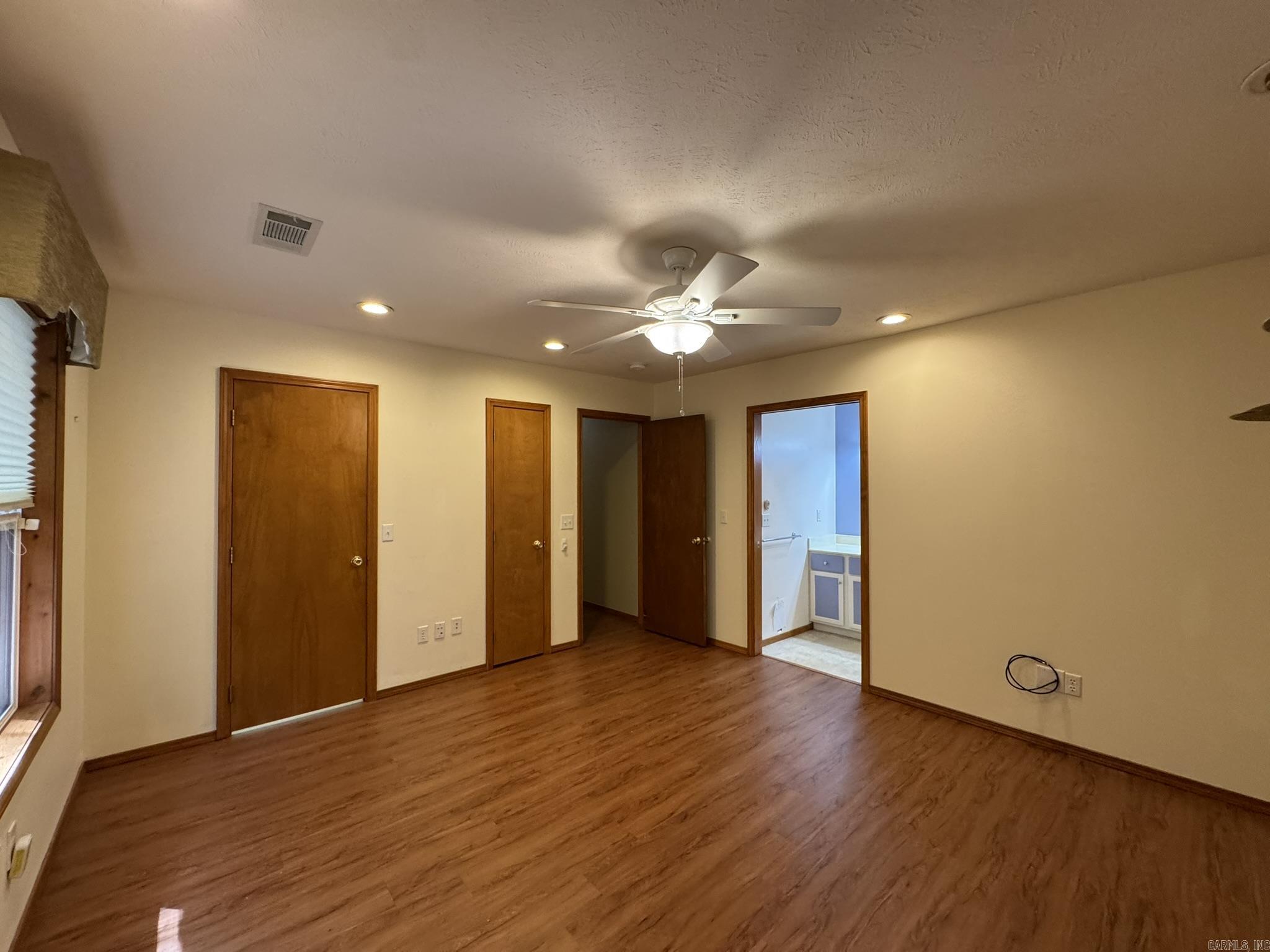 1563 Meadowhill Drive Property Photo 10