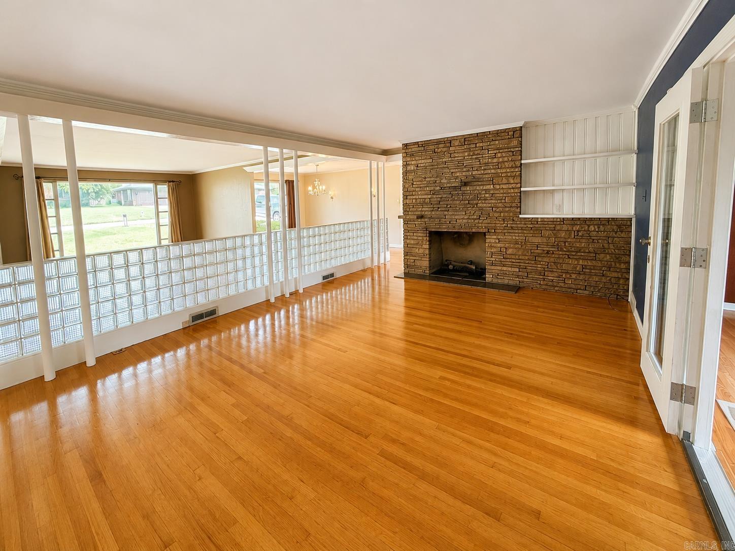 508 W A Avenue Property Photo 4