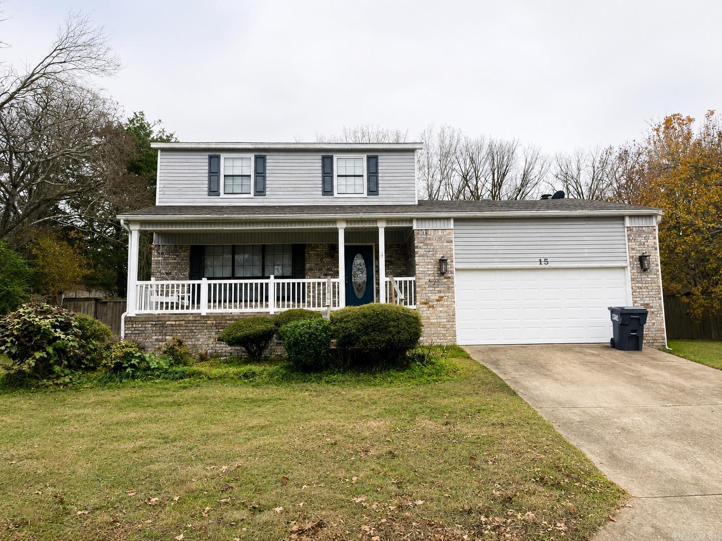 15 RED OAK LN