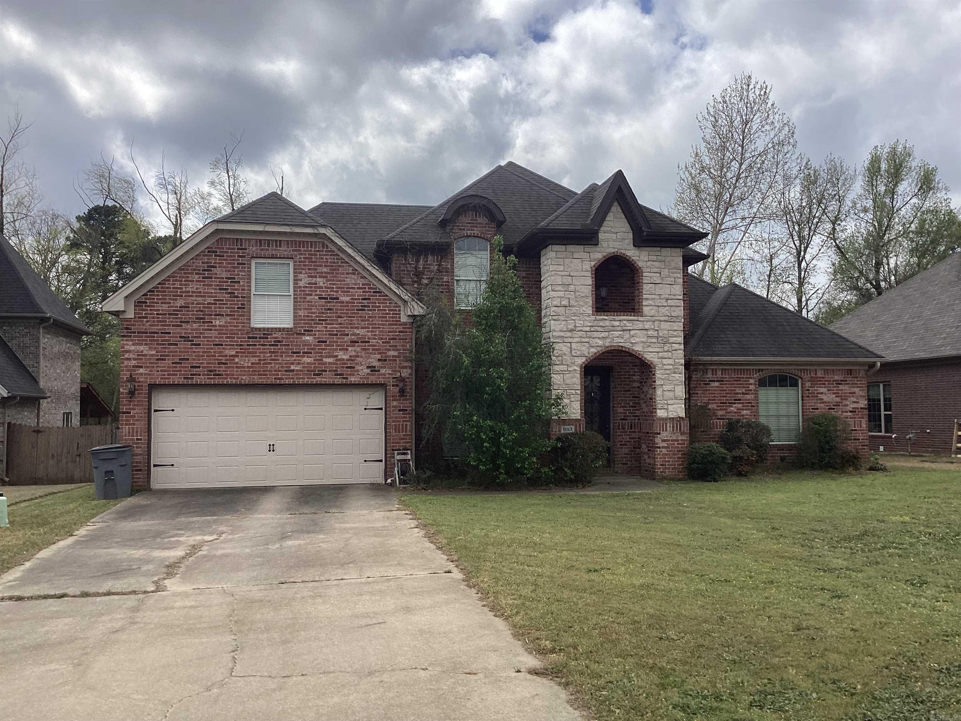 6013 Peacefield Cove Property Photo 3