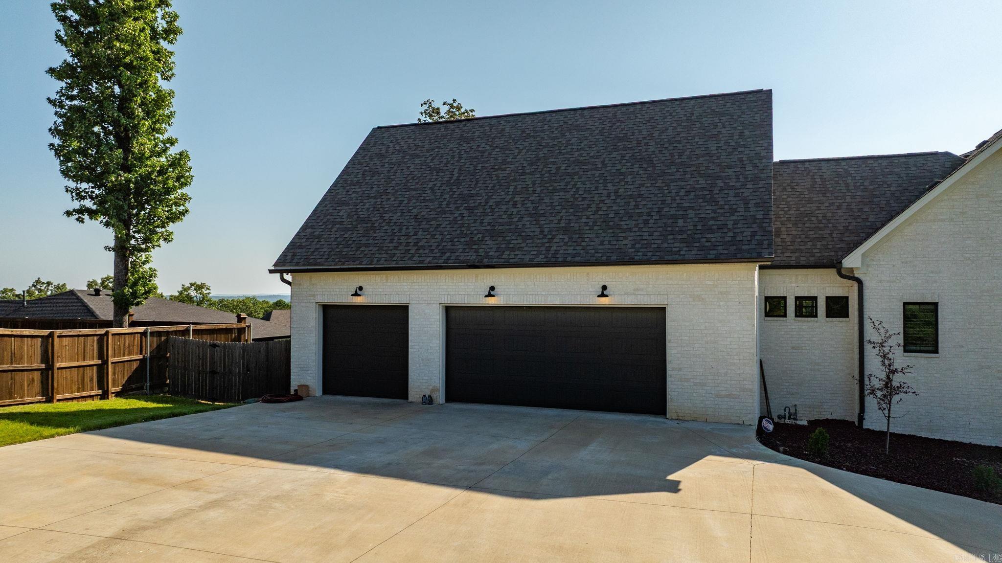 160 Manitou Drive Property Photo 44