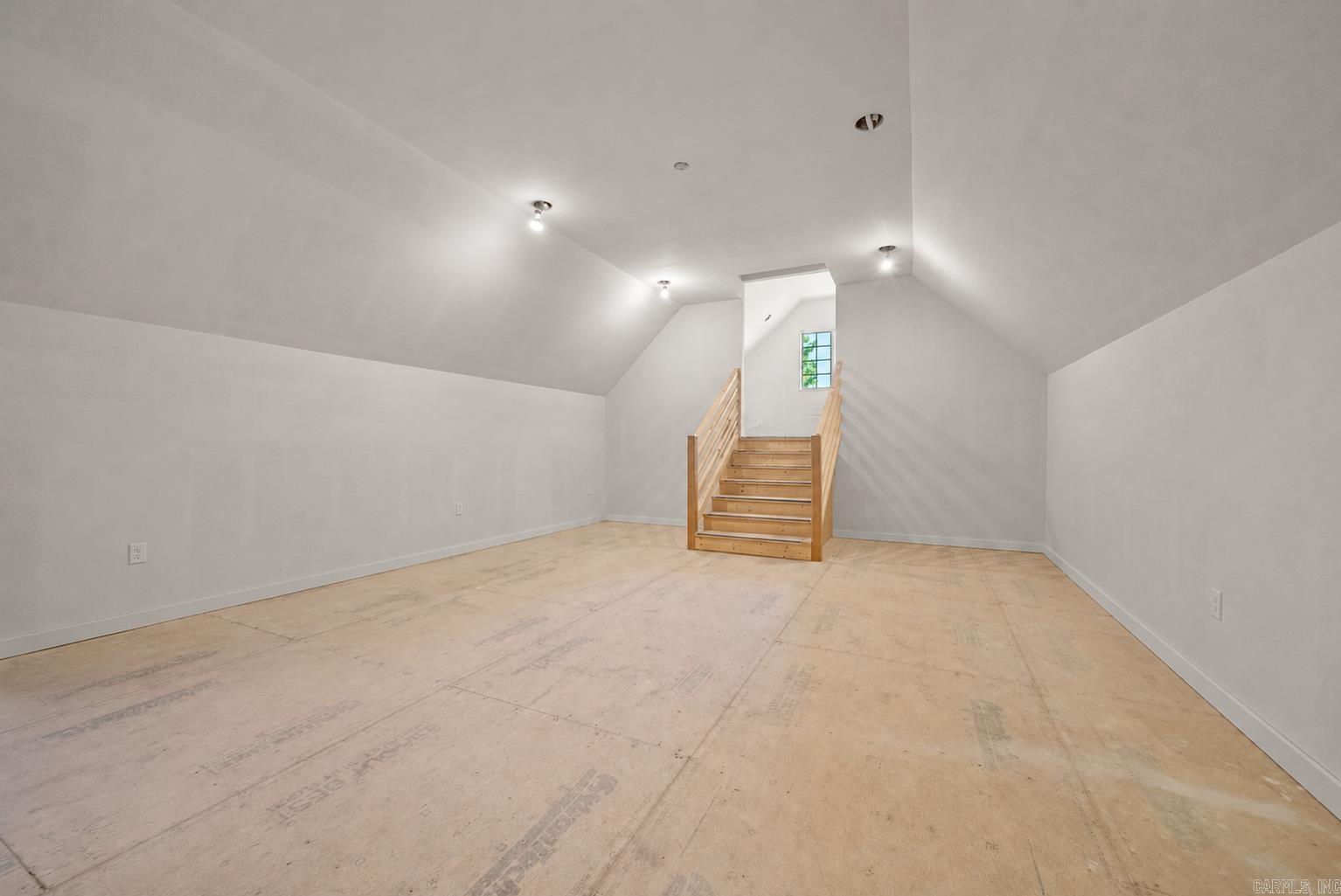 160 Manitou Drive Property Photo 45
