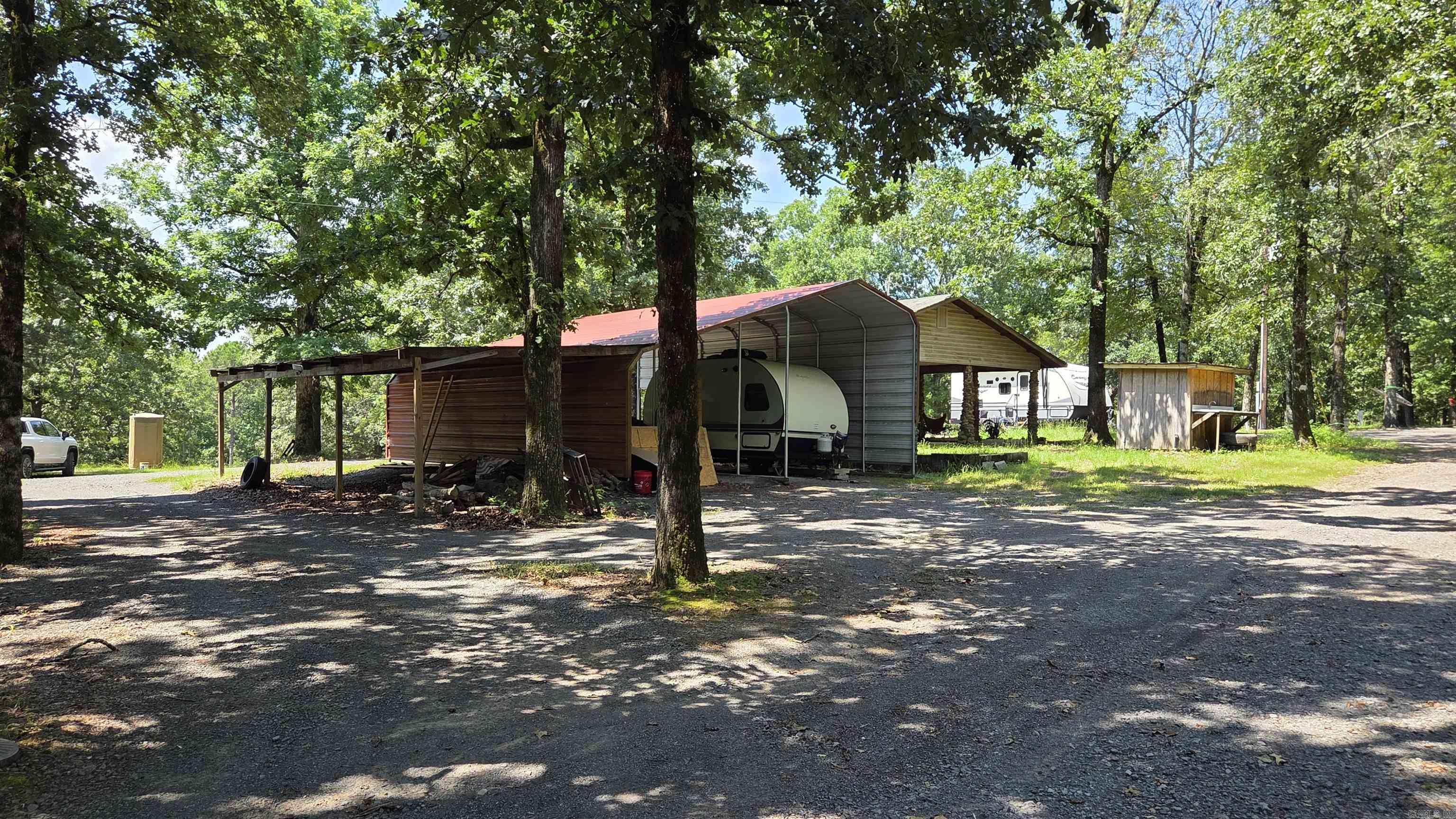 5217 Burnt Rigde Road Property Photo 5