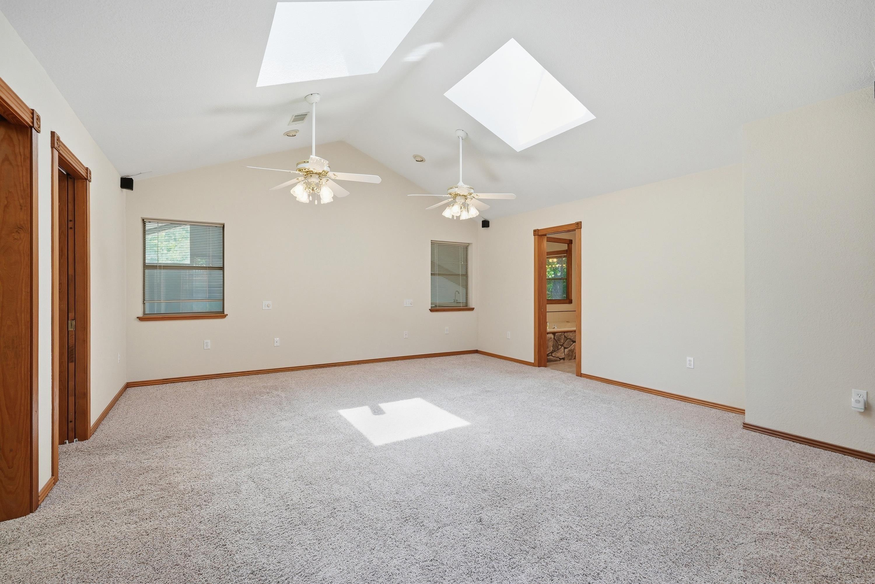940 Huntington Circle Property Photo 33