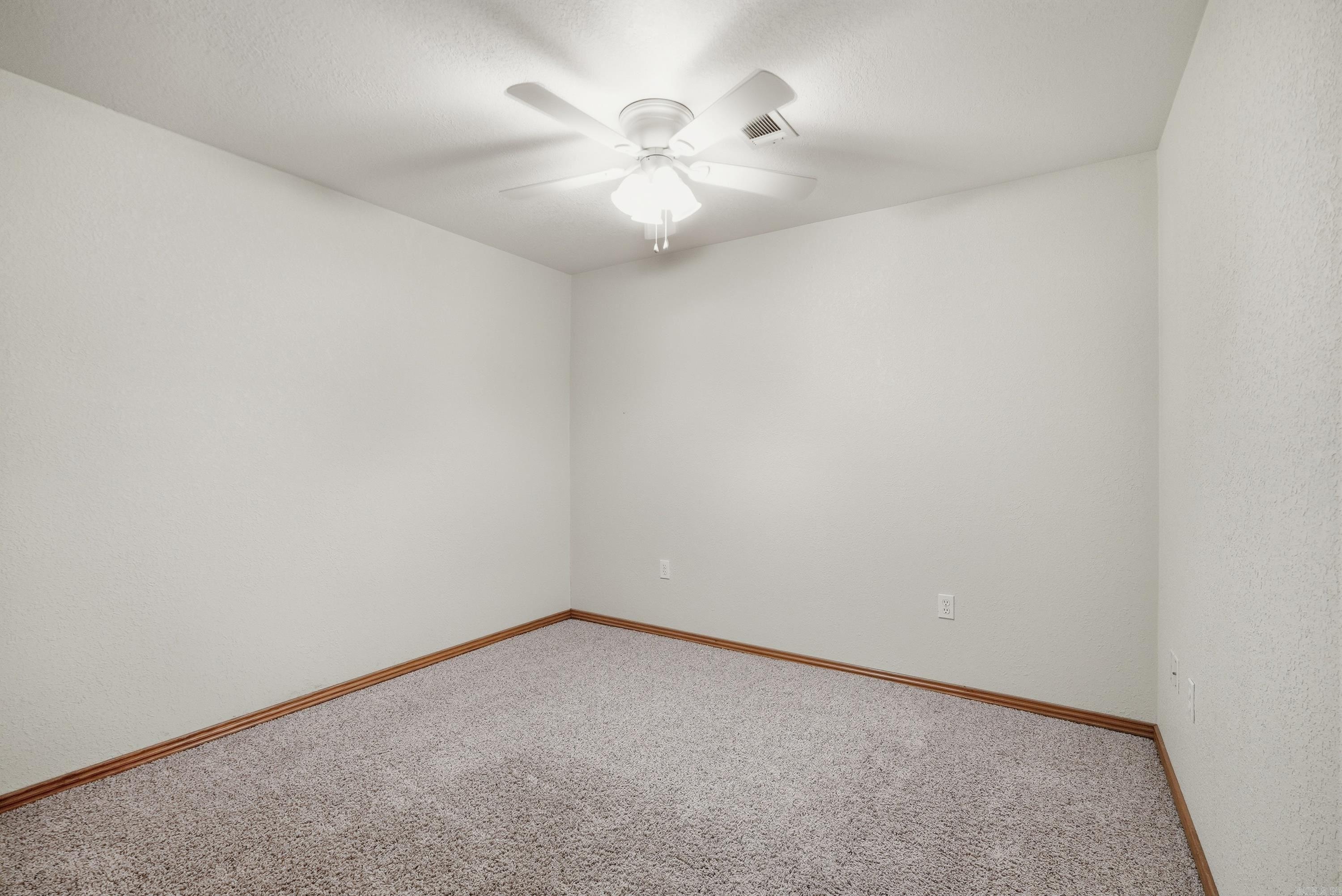 940 Huntington Circle Property Photo 41
