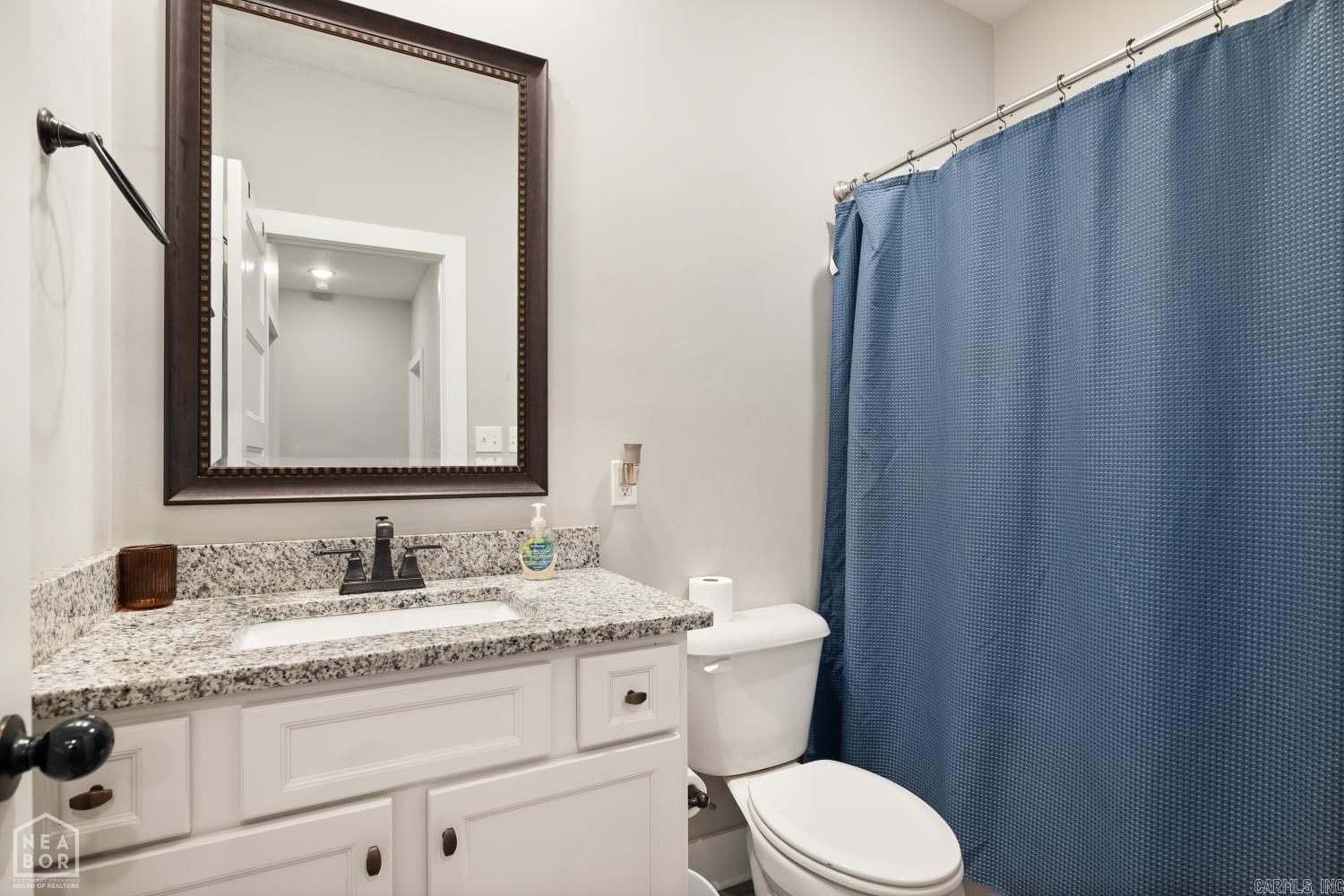 119 East Hills Property Photo 14
