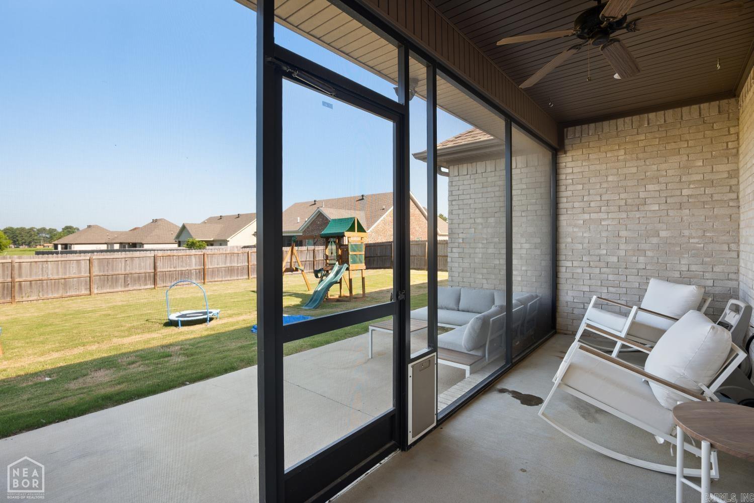 119 East Hills Property Photo 19
