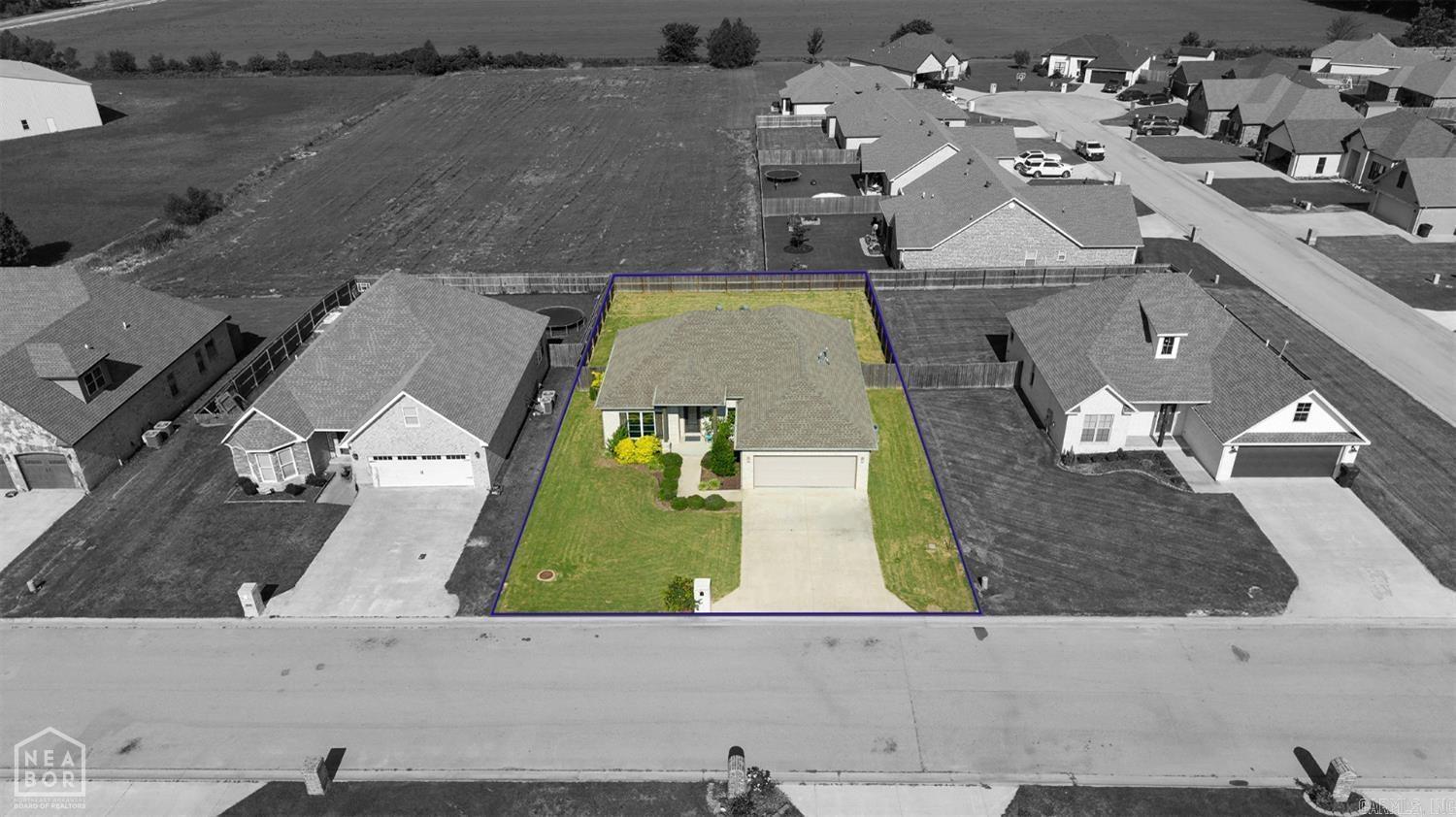 119 East Hills Property Photo 26