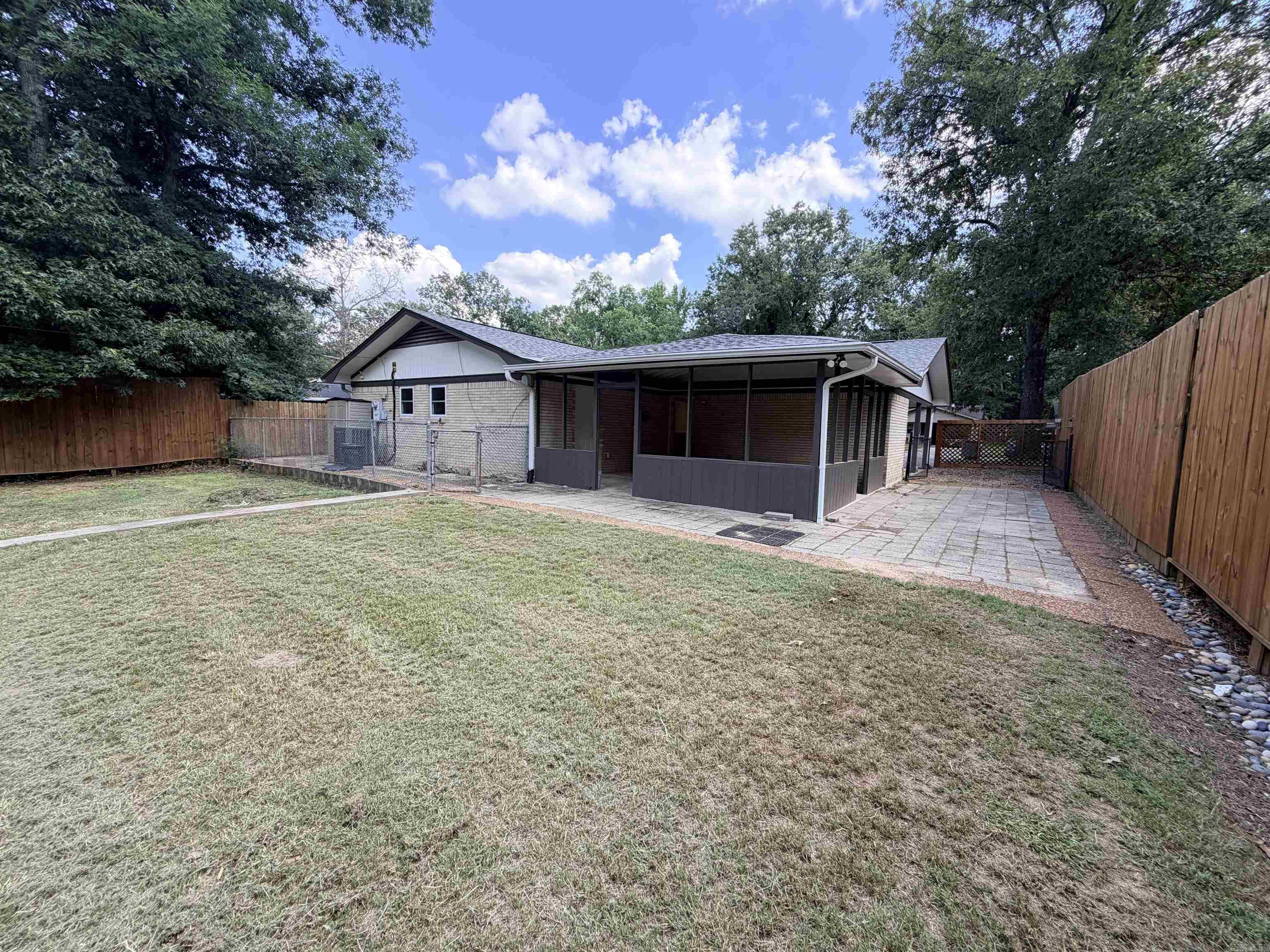 6909 Brierwood Dr Property Photo 20