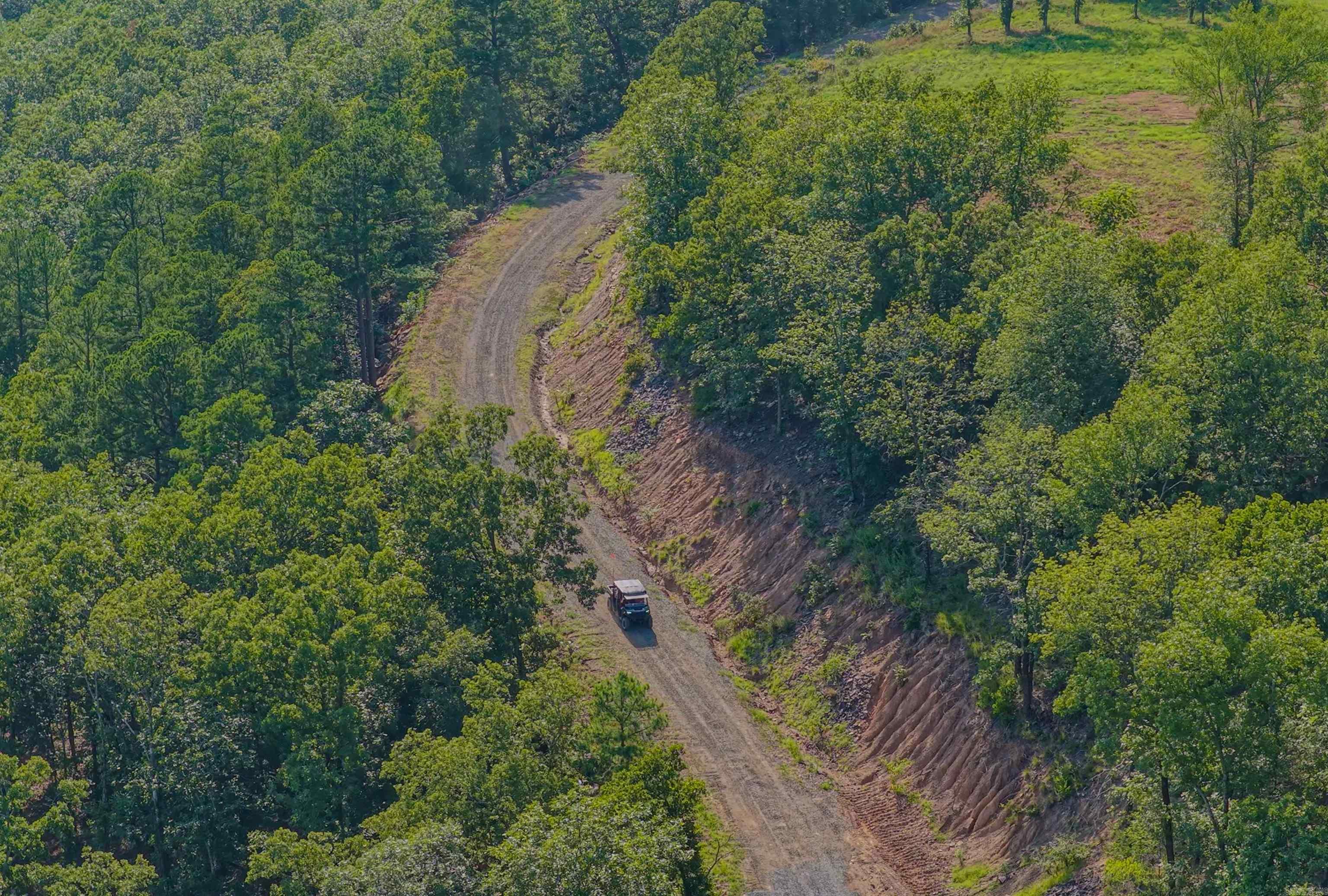 000 Round Mountain Road Property Photo 6