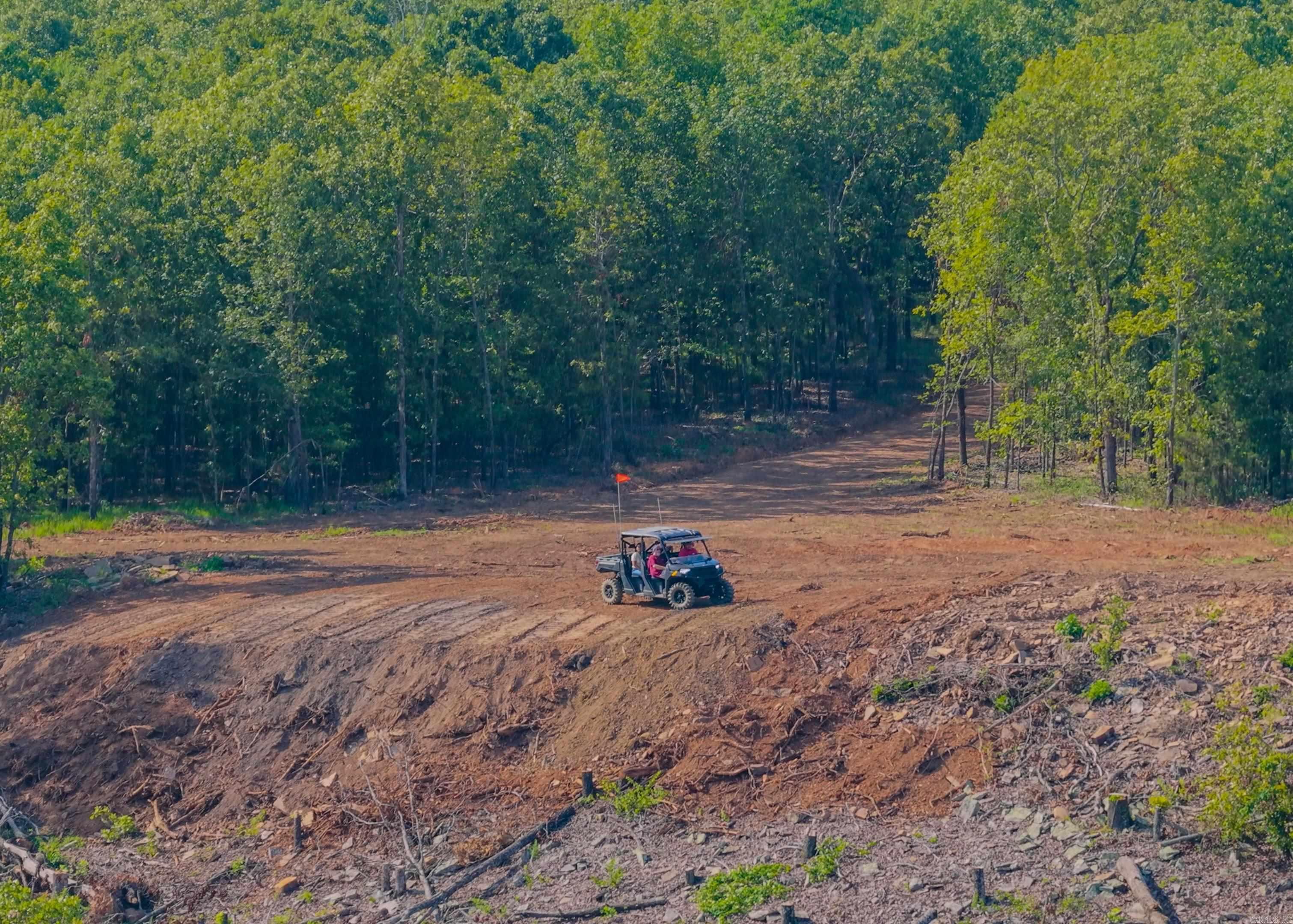 000 Round Mountain Road Property Photo 16