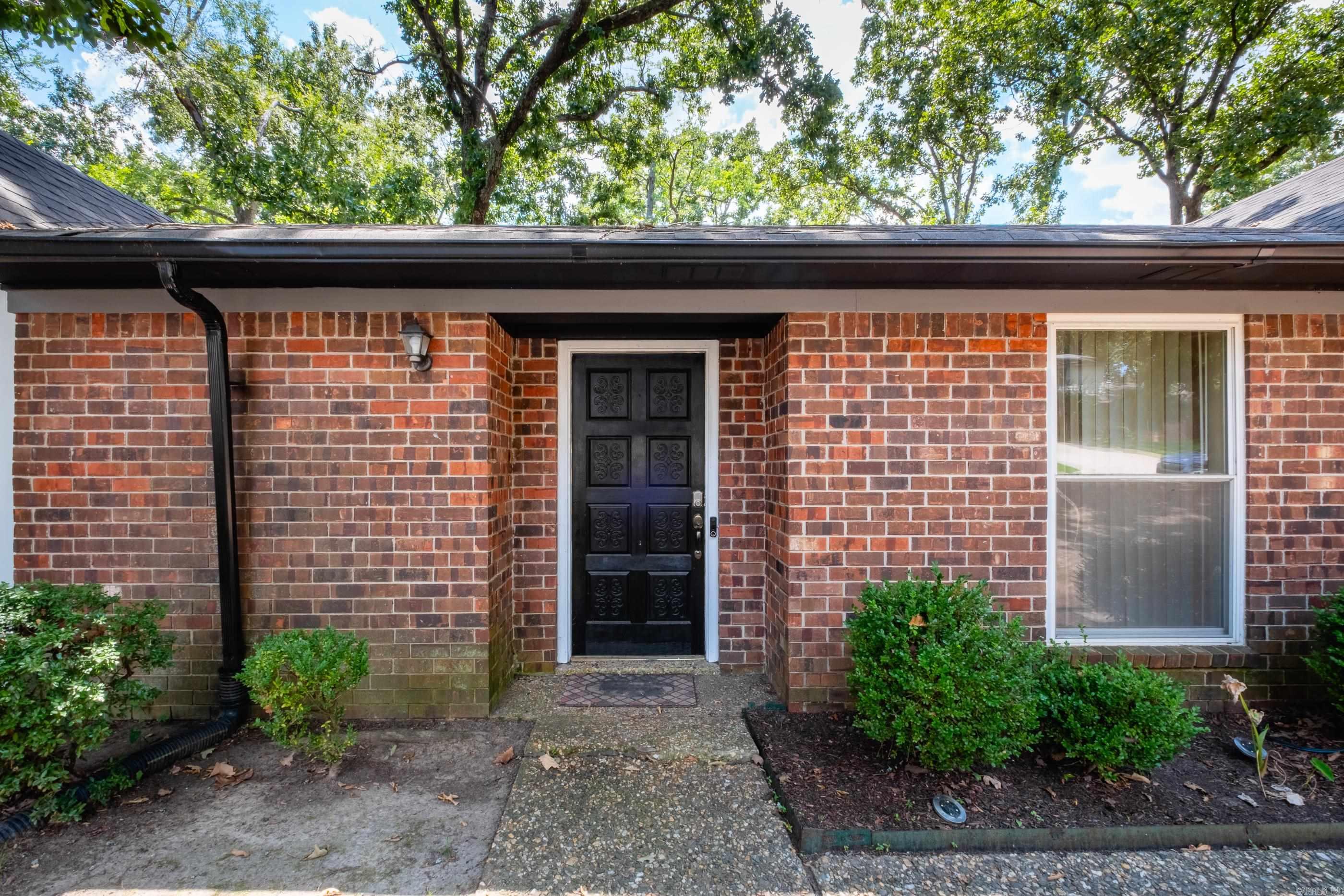 609 Beaconsfield Road Property Photo 3