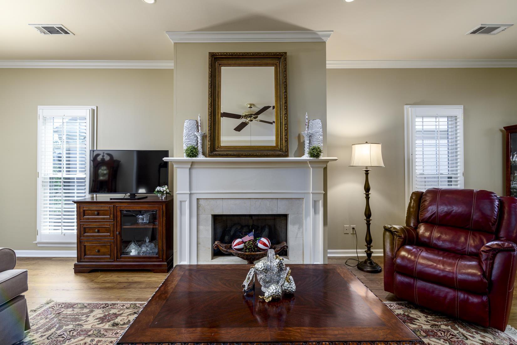 11 Carrollton Ct Property Photo 6