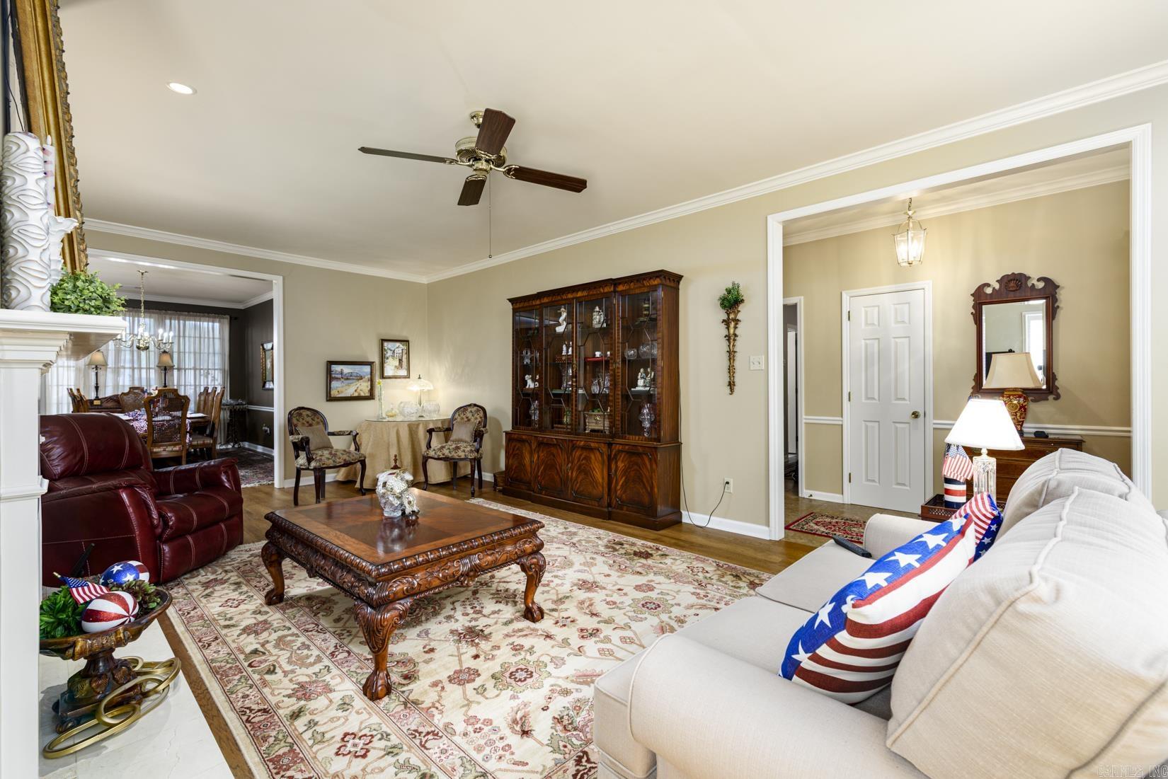 11 Carrollton Ct Property Photo 8