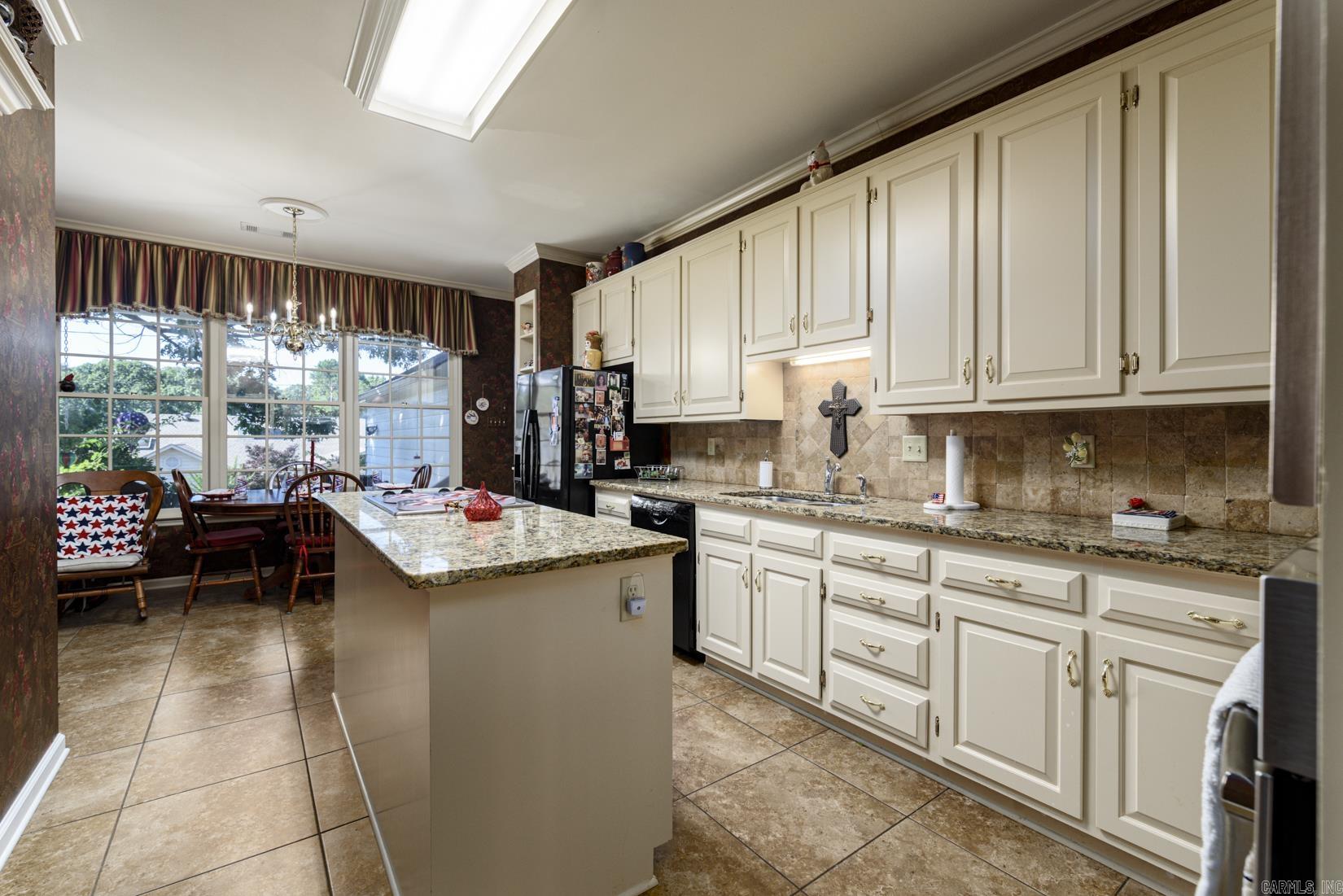11 Carrollton Ct Property Photo 10