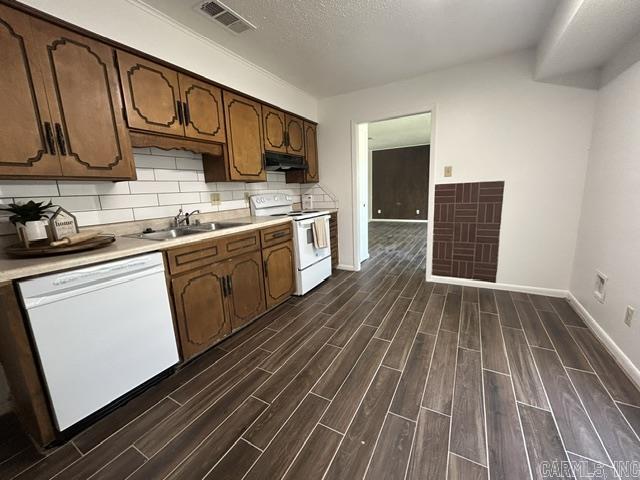 12 Parkridge Drive Property Photo 4