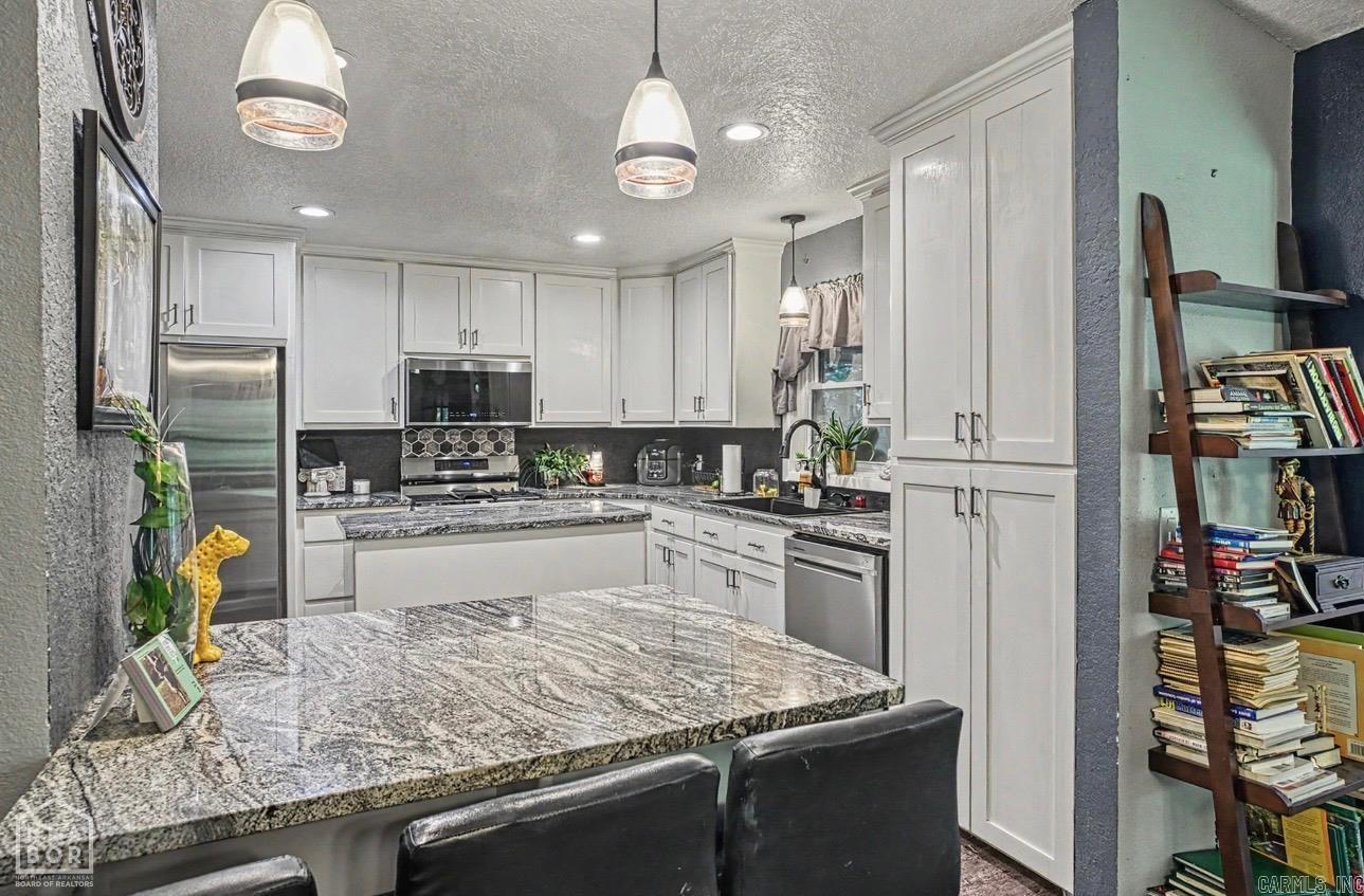 31 La Granja Circle Property Photo 4