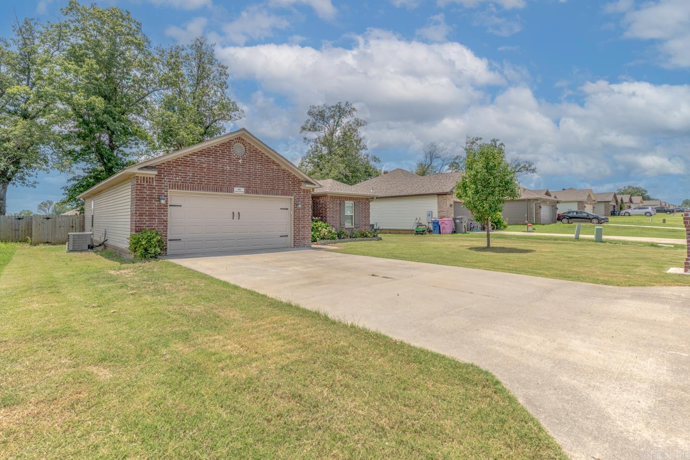 453 Wildwood Pt Property Photo 5