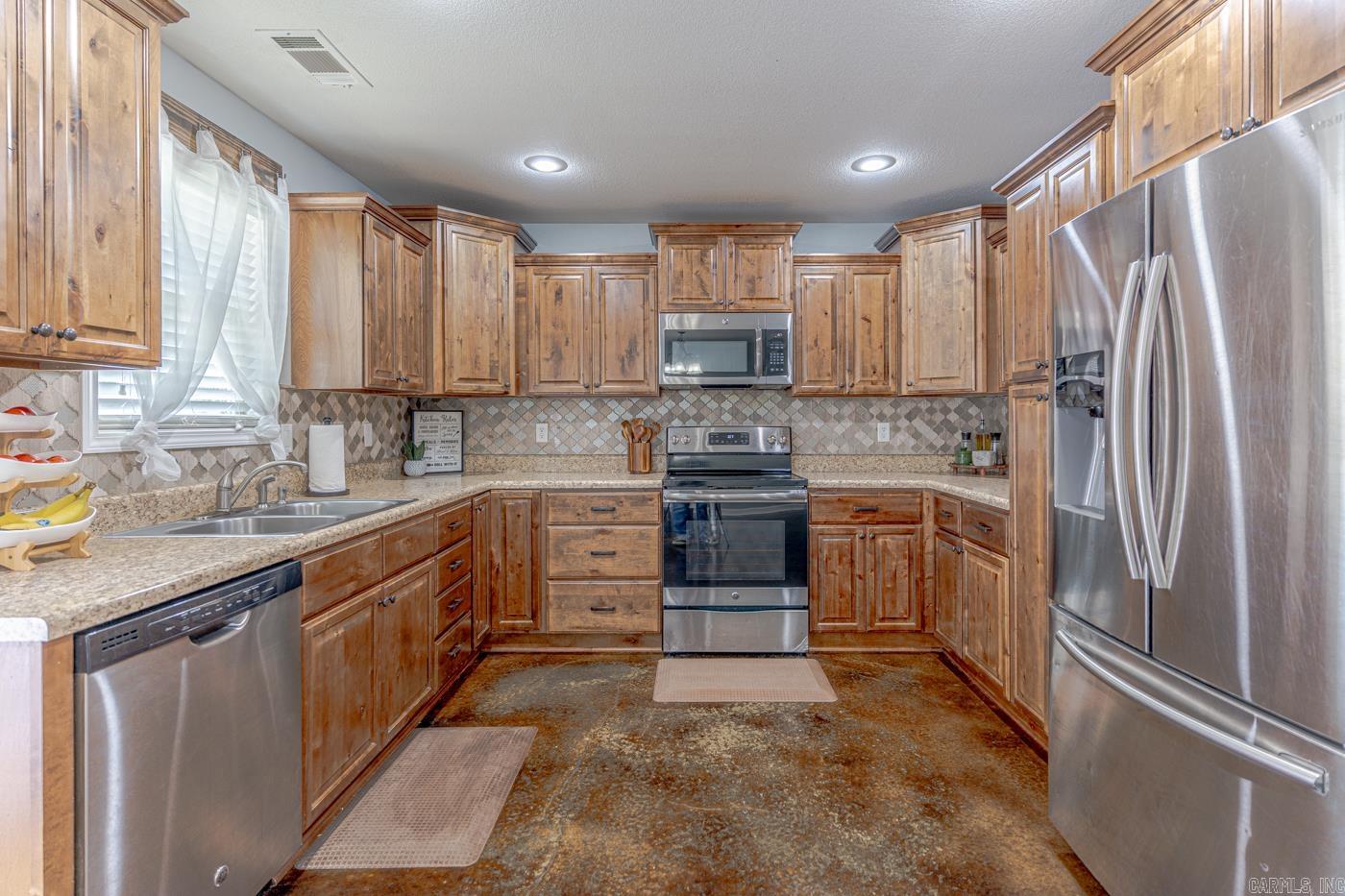 453 Wildwood Pt Property Photo 11