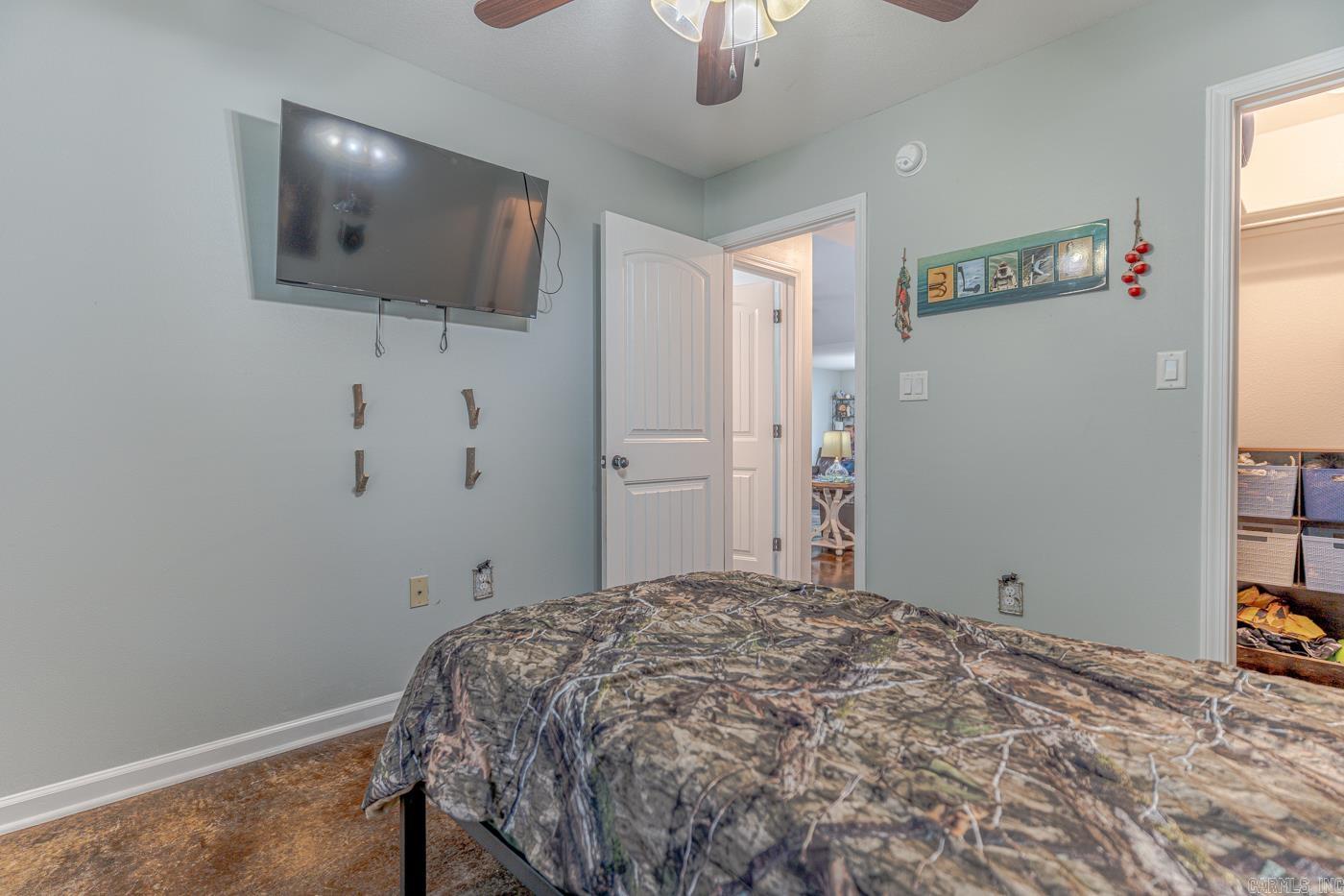 453 Wildwood Pt Property Photo 25