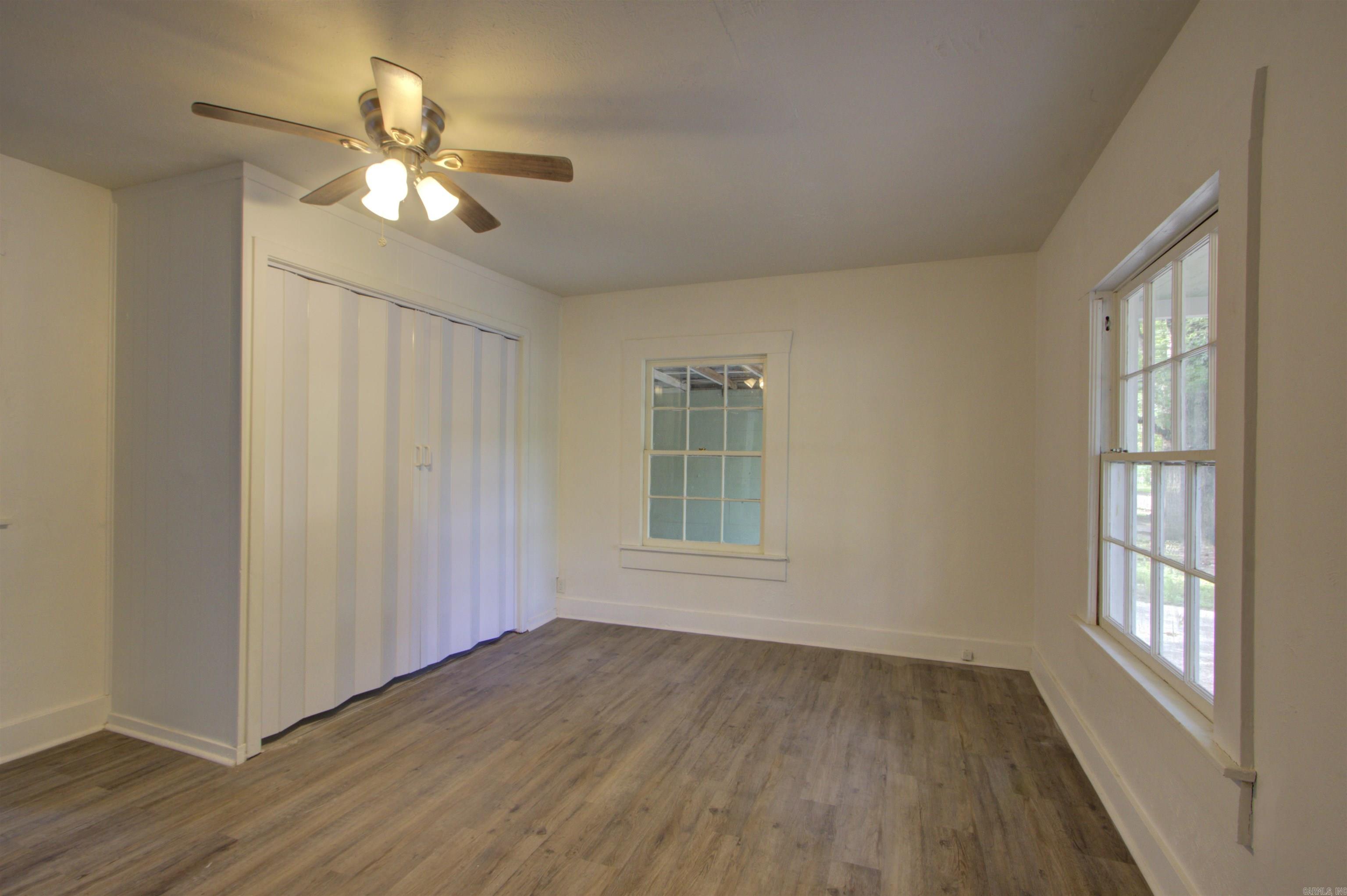 4101 Elizabeth Property Photo 7