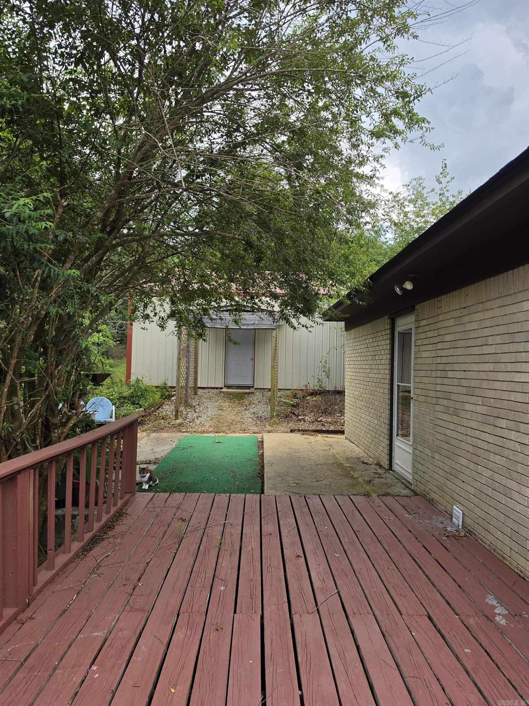 906 Surrey Road Property Photo 12