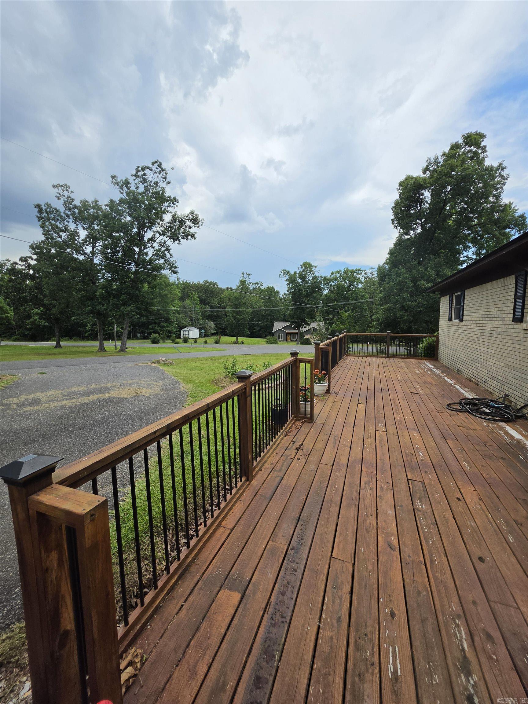 906 Surrey Road Property Photo 20