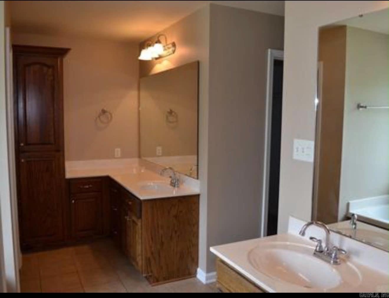12 Christen Lane Property Photo 17