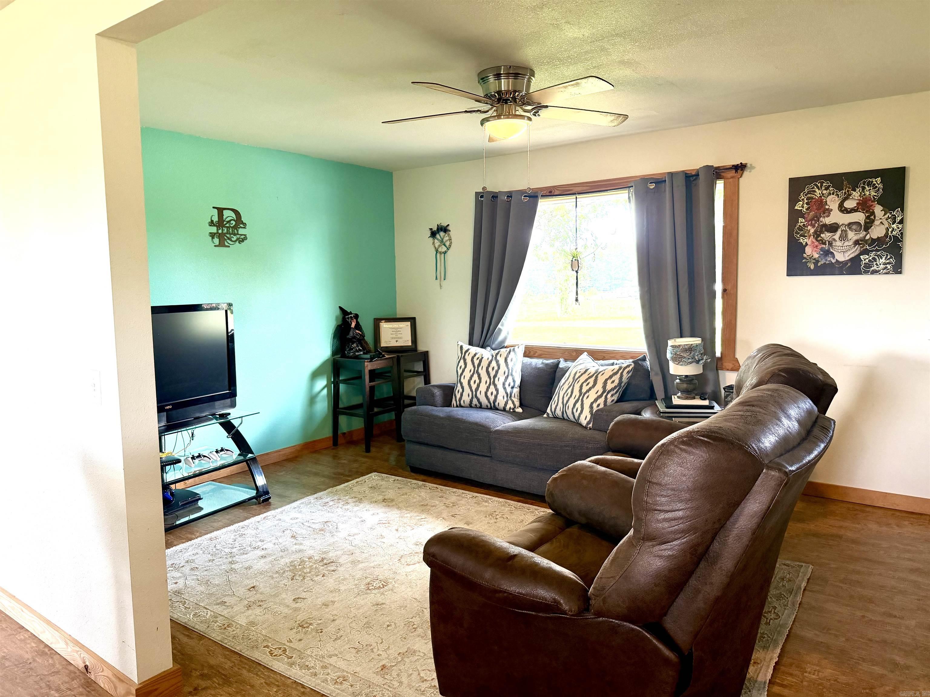 1075 Firehouse Rd Property Photo 18