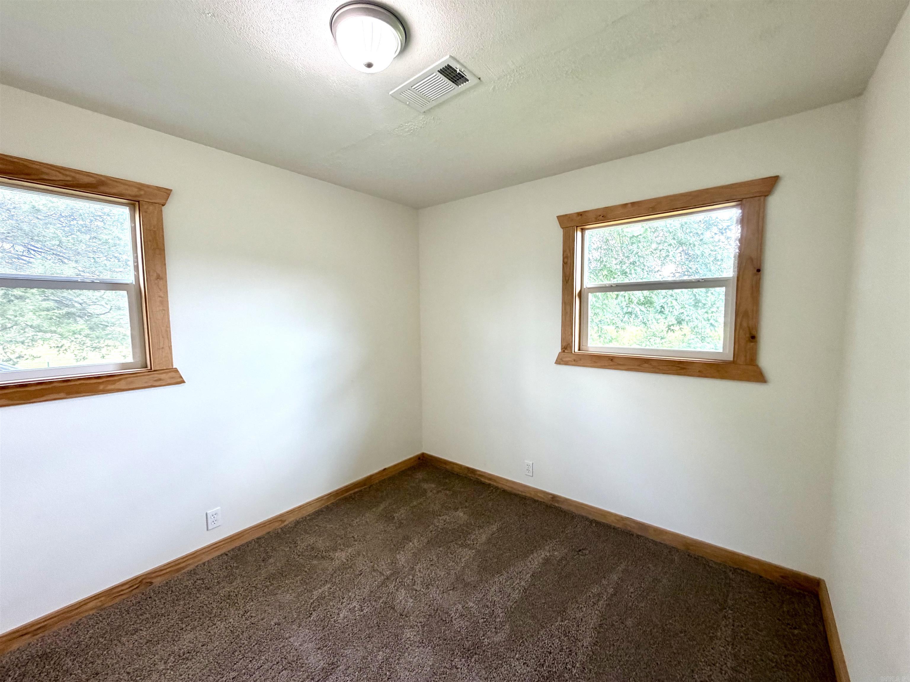 1075 Firehouse Rd Property Photo 29