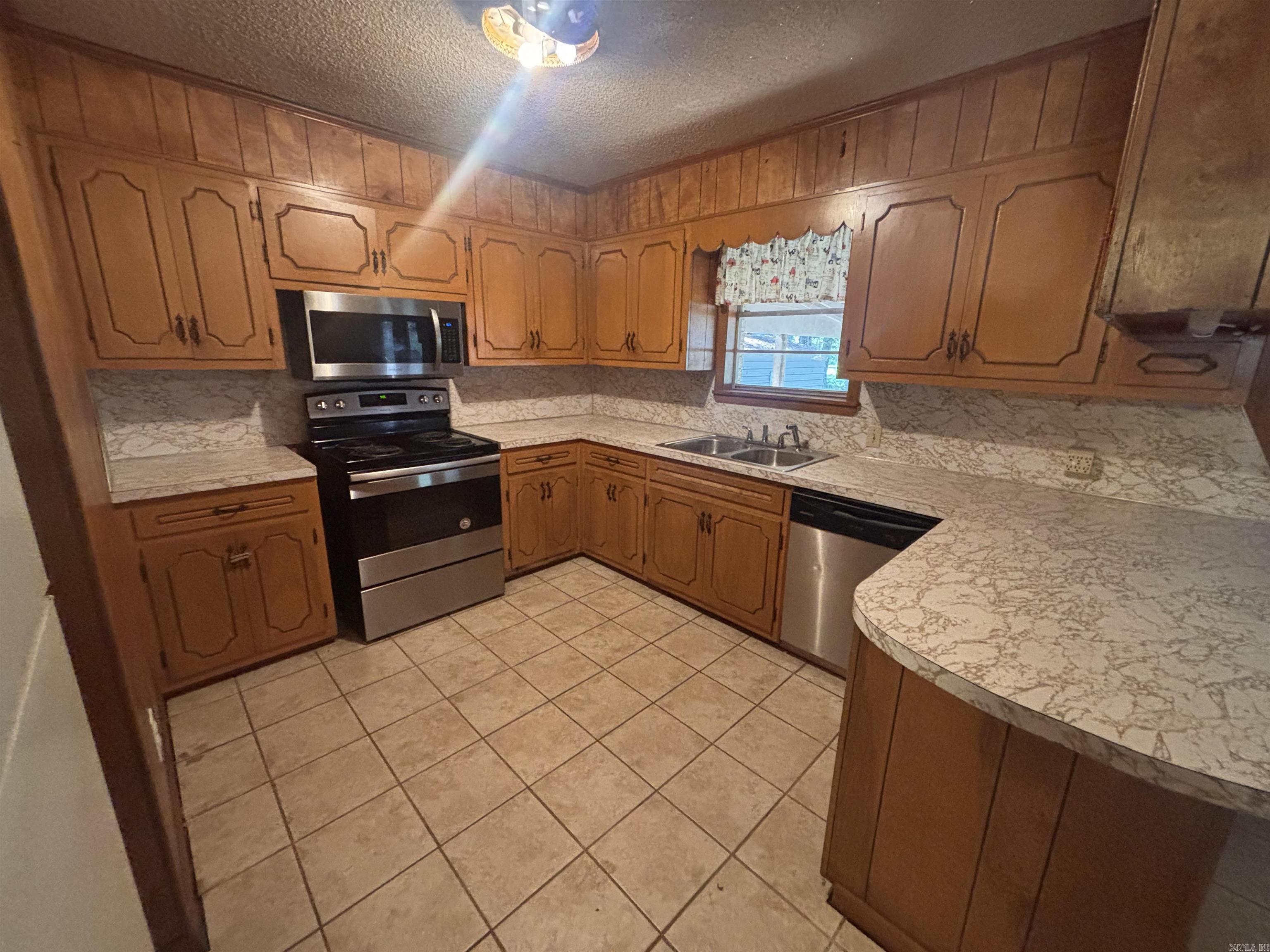 111 Alene Lane Property Photo 8