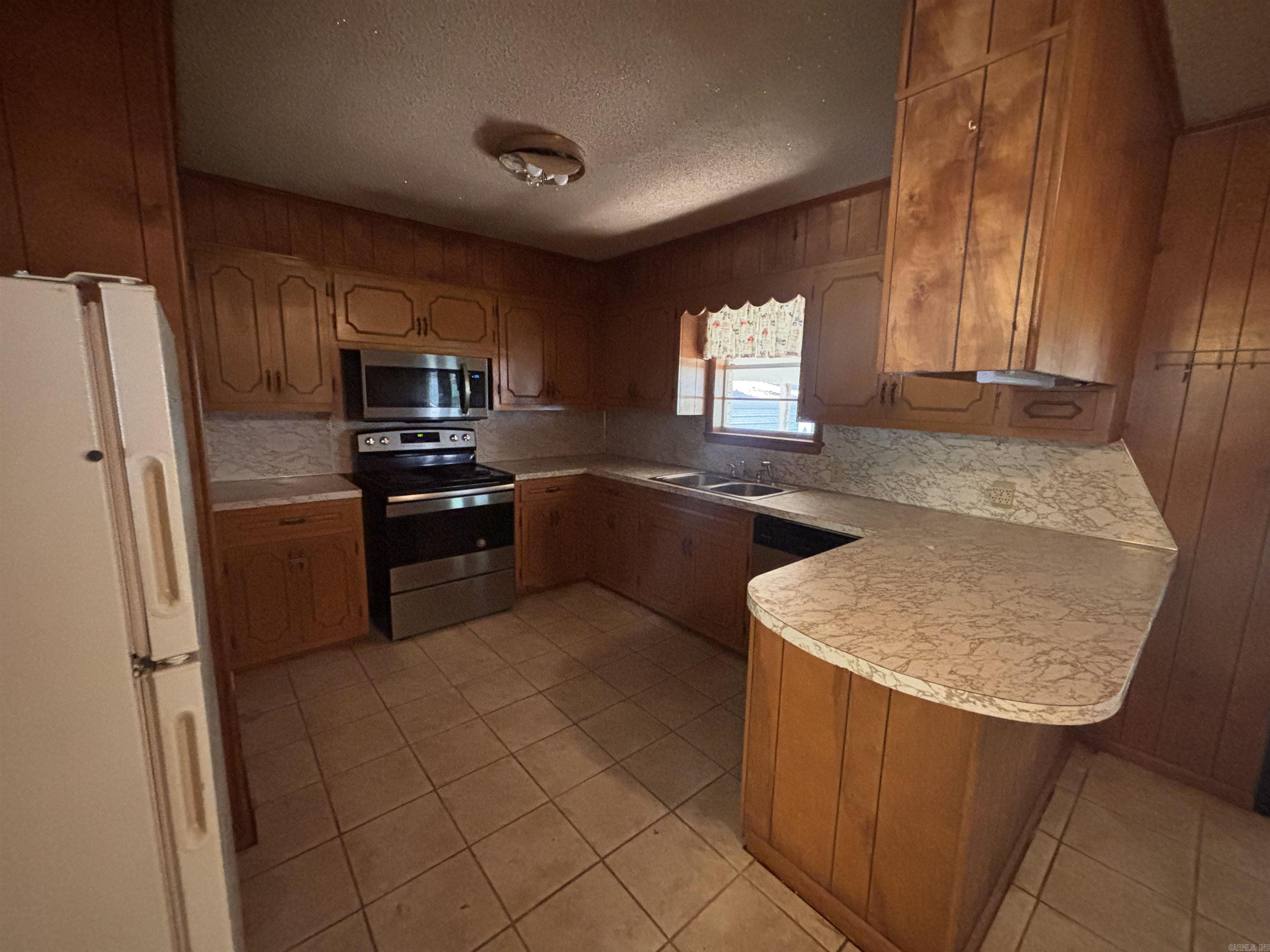 111 Alene Lane Property Photo 14