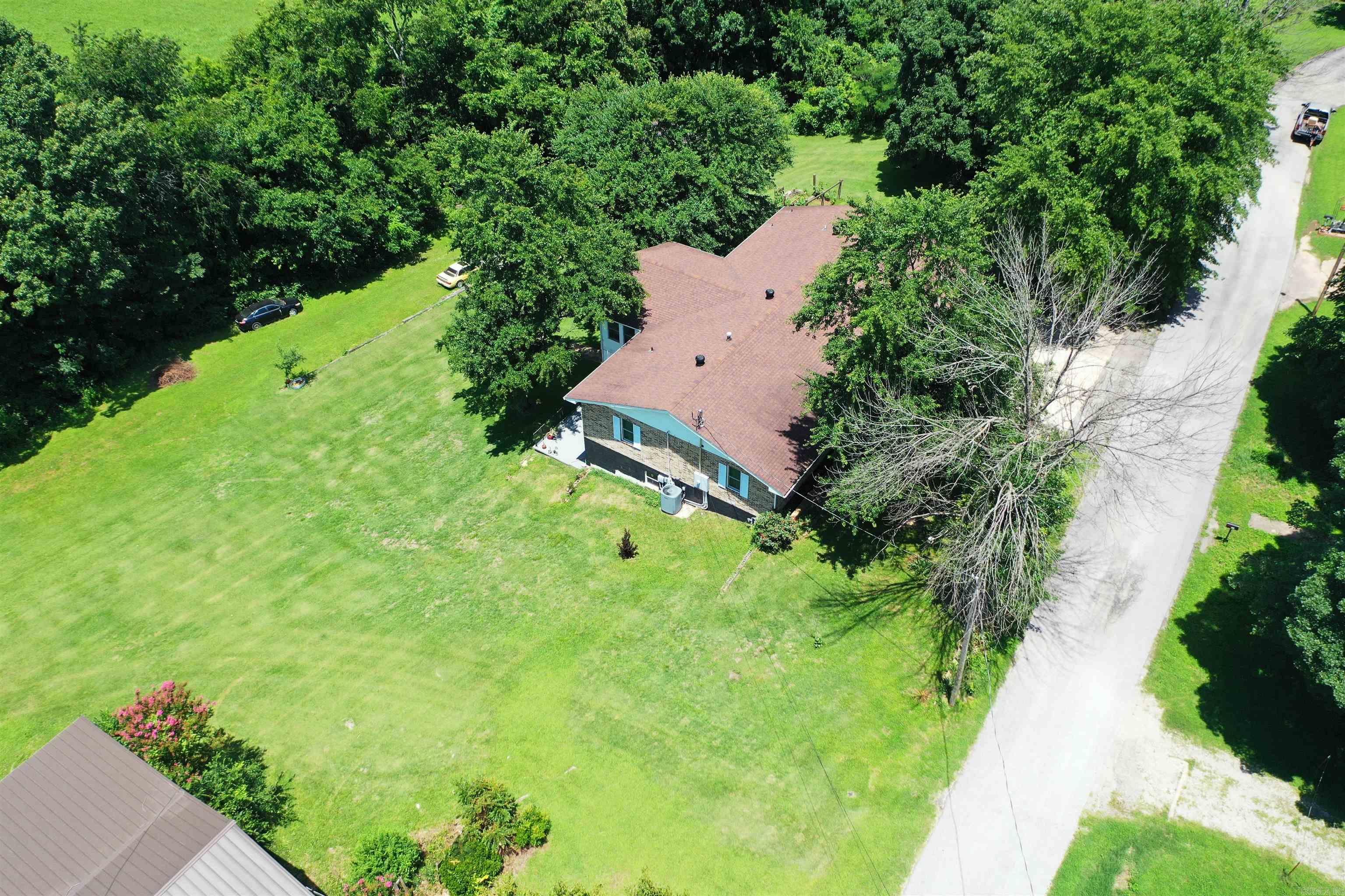 458 Tutt Place Property Photo 4