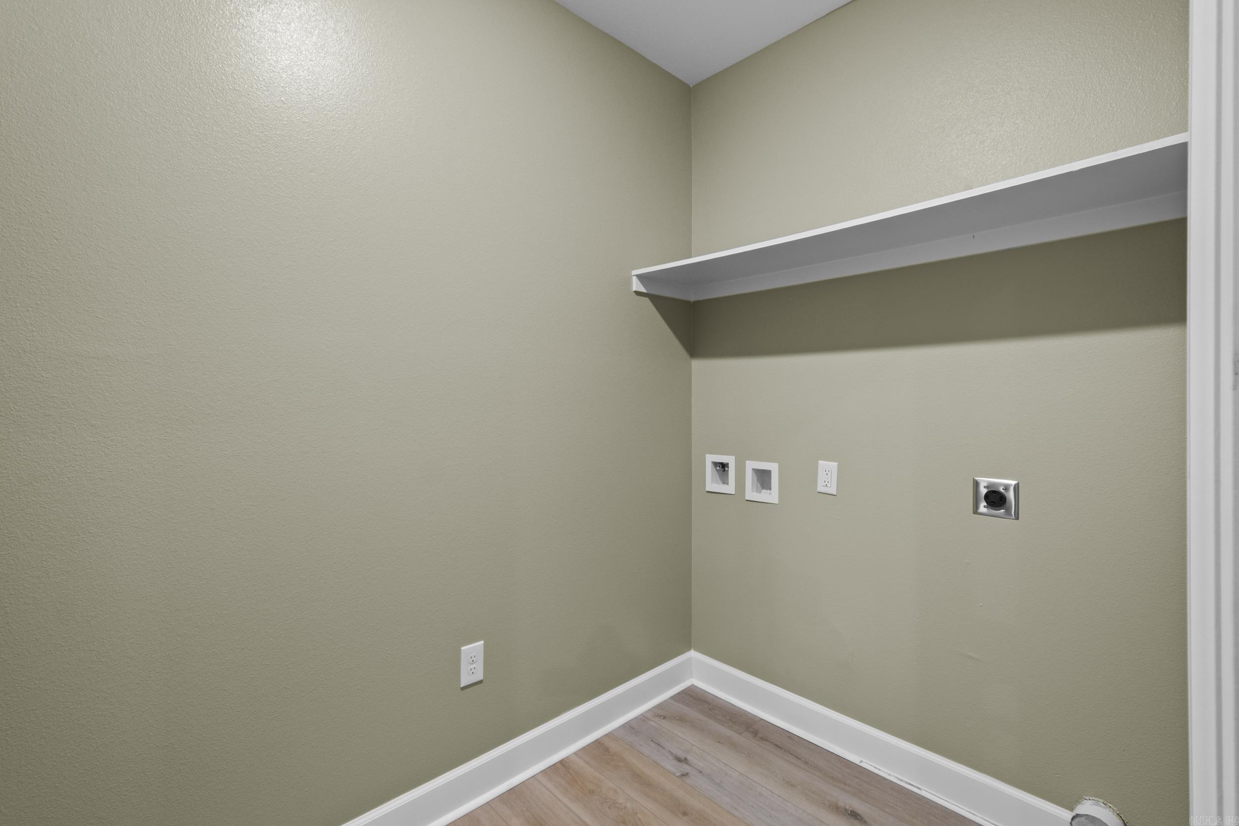 14 Lenora Lane Property Photo 16