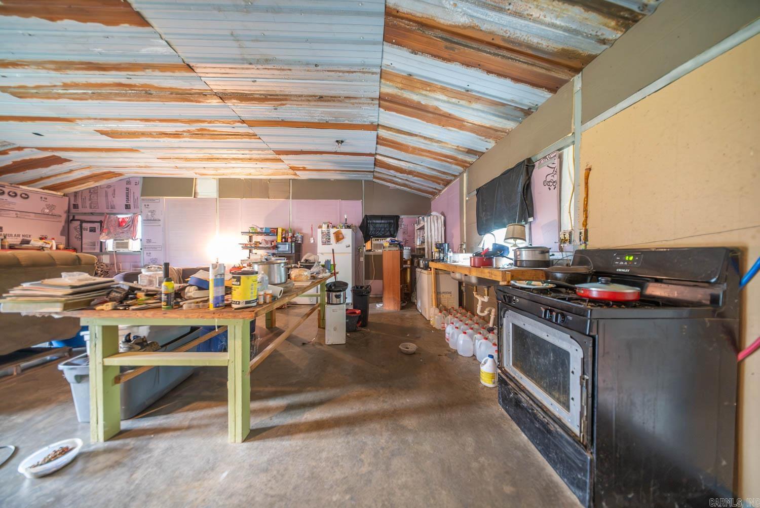 3261 N Camp Creek Road Property Photo 9