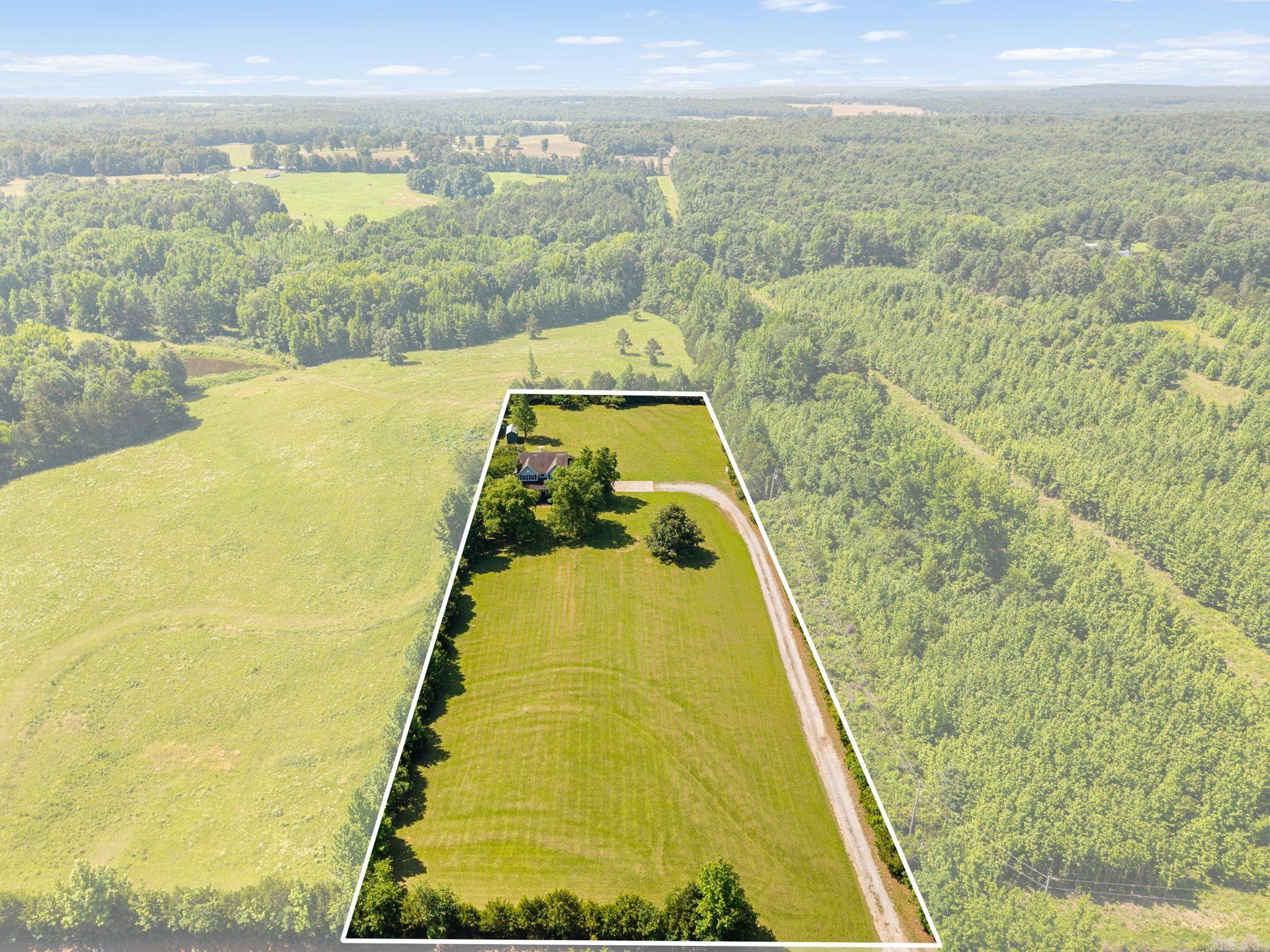 1030 Piney Creek Road E Property Photo 8